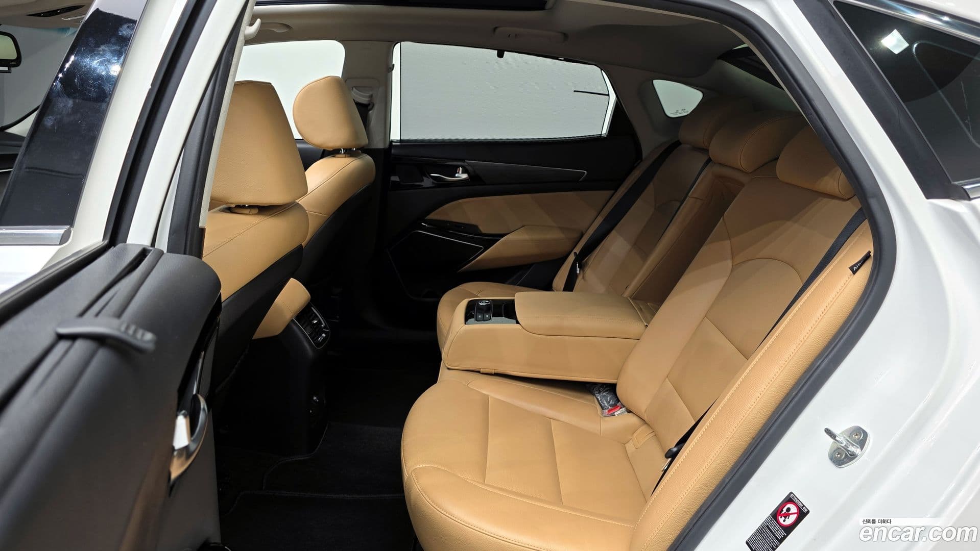 Main__Slider__Photo:K7 Kia 2019.7-11