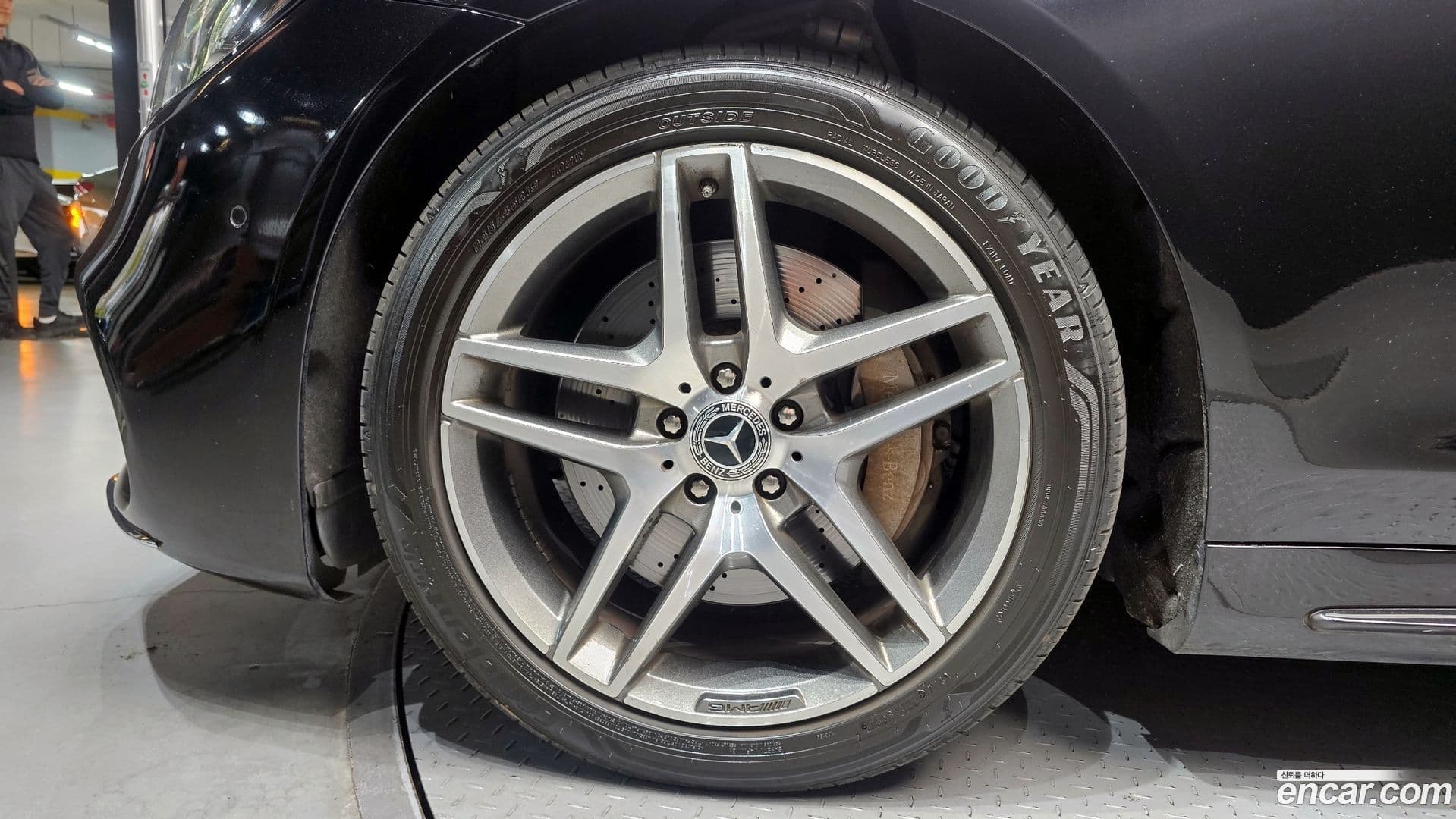 Main__Slider__Photo:S-Class Mercedes-Benz 2020.5-4