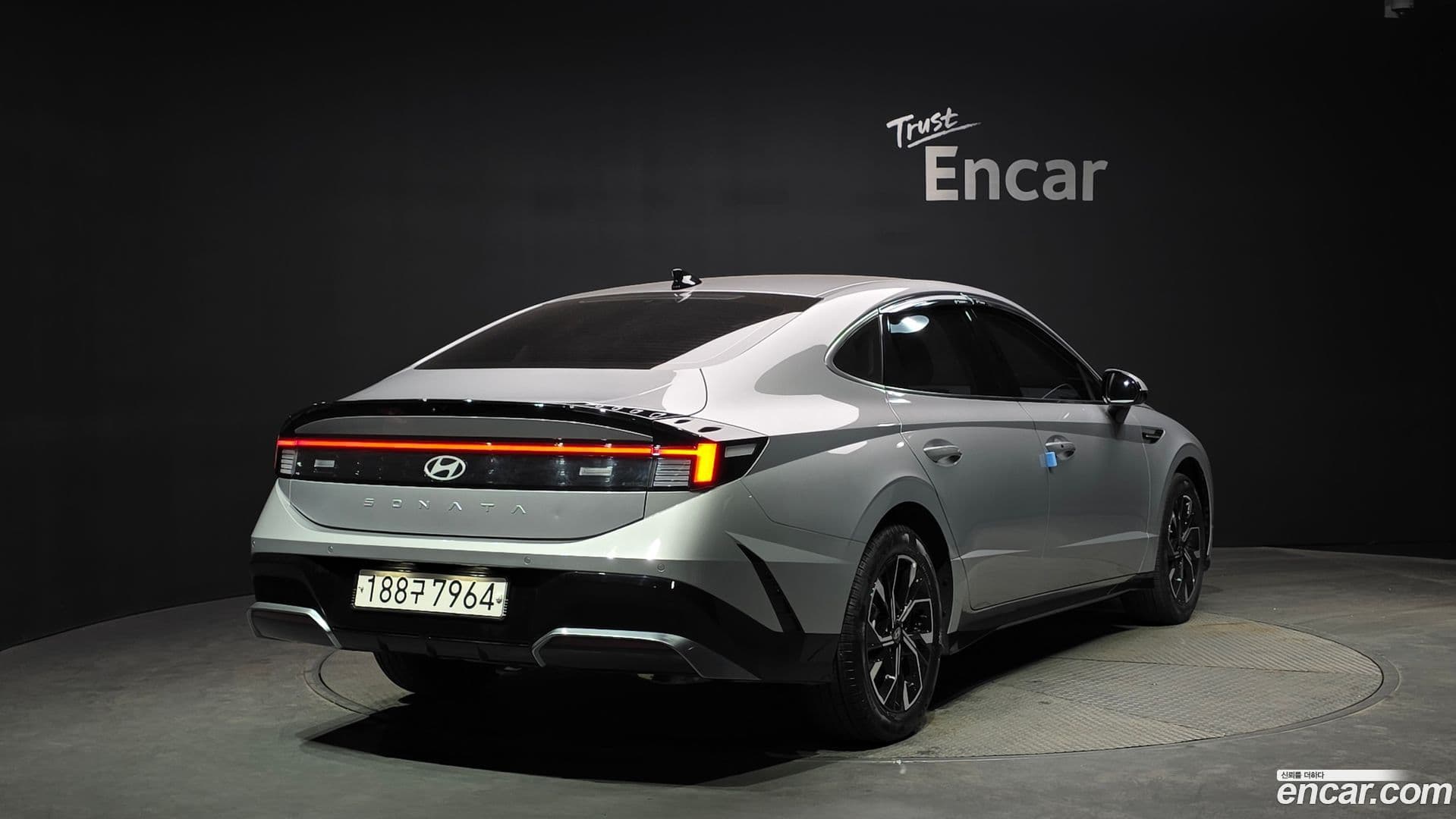 Main__Slider__Photo:Sonata Hyundai 2024.10-1