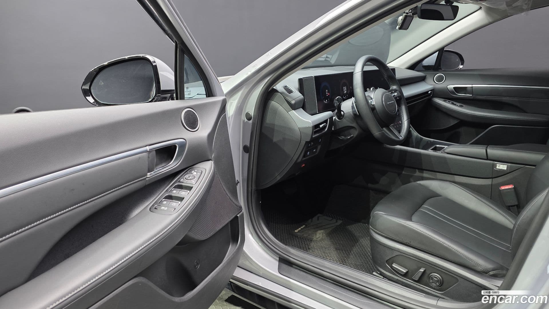 Main__Slider__Photo:Sonata Hyundai 2024.10-9