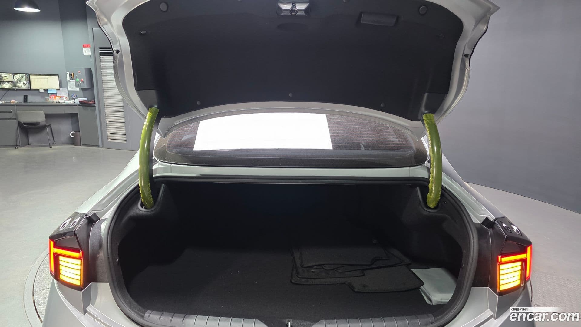 Main__Slider__Photo:Sonata Hyundai 2024.10-19