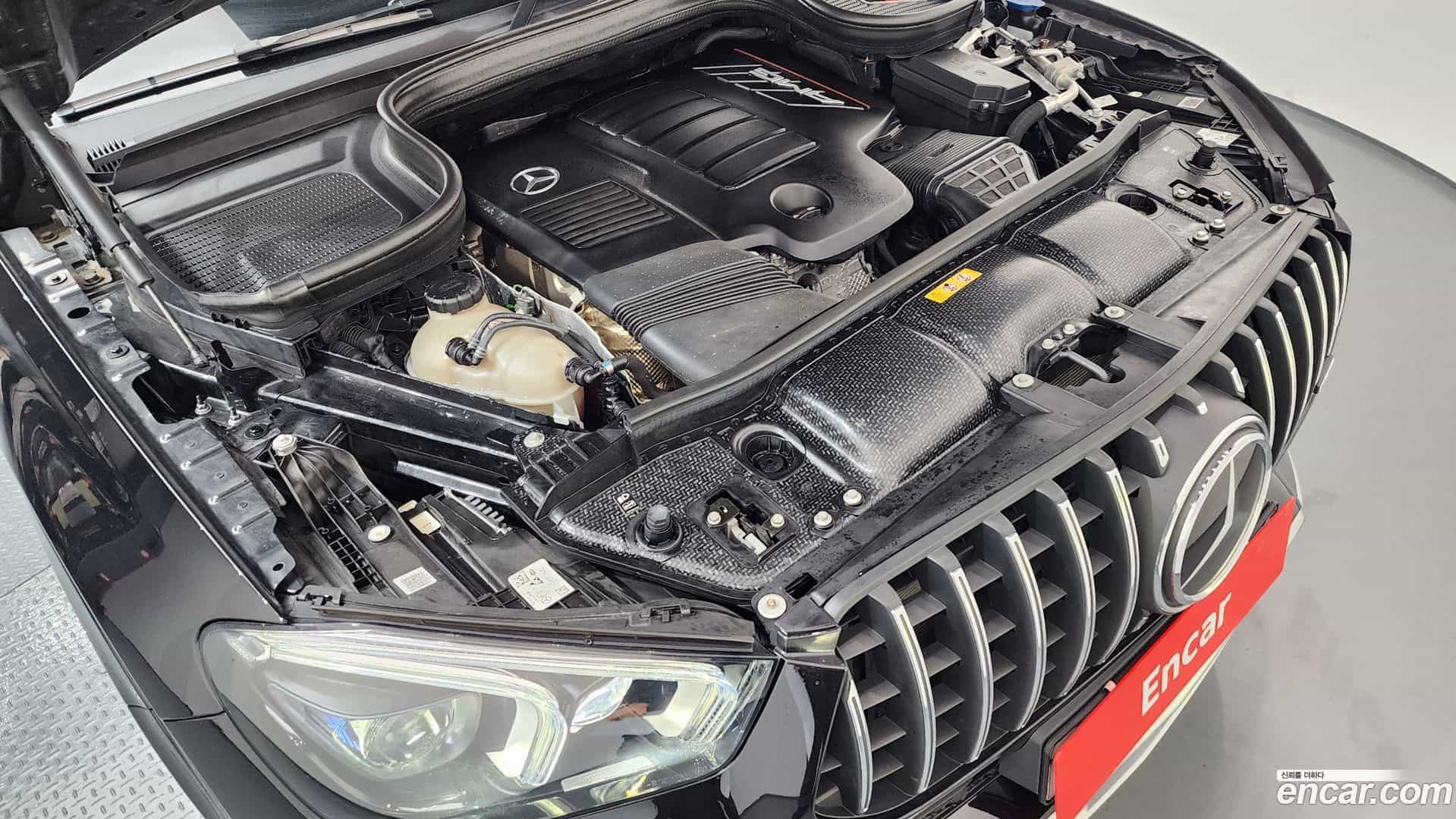 GLE-Class Mercedes-Benz 2023.4-OUTER-006