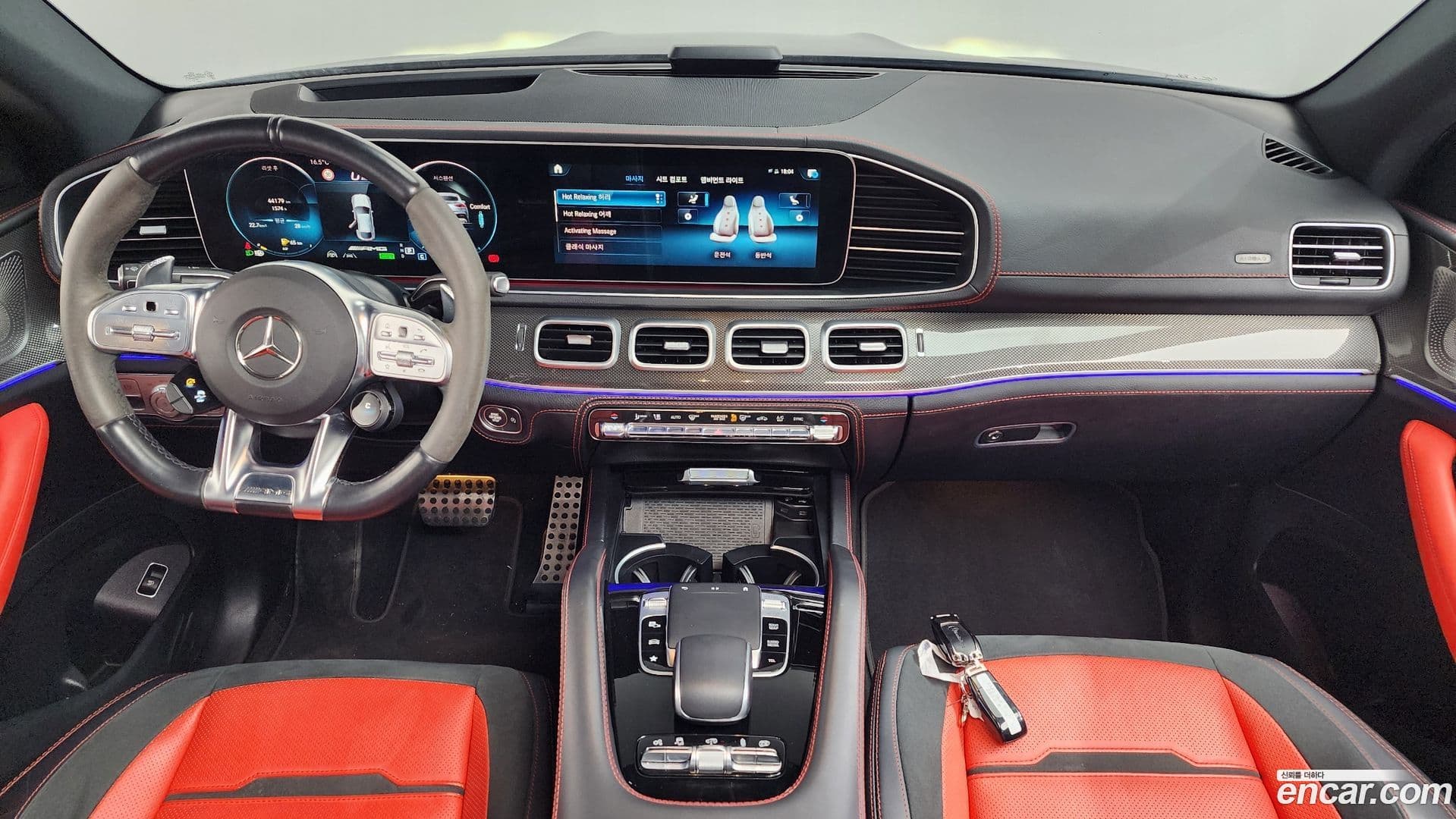 Main__Slider__Photo:GLE-Class Mercedes-Benz 2023.4-6