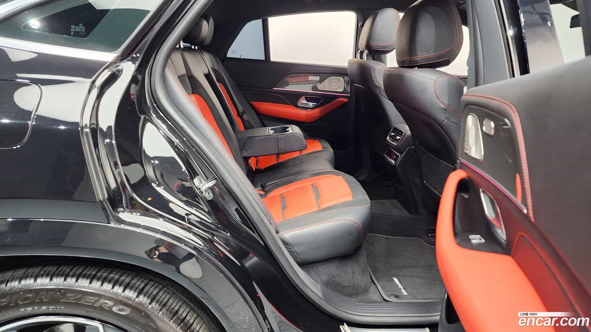 GLE-Class Mercedes-Benz 2023.4-OPTION-016