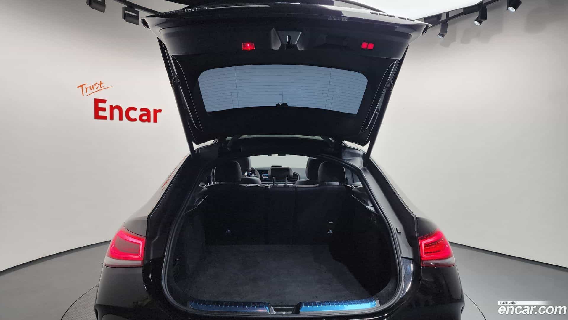 GLE-Class Mercedes-Benz 2023.4-OPTION-024