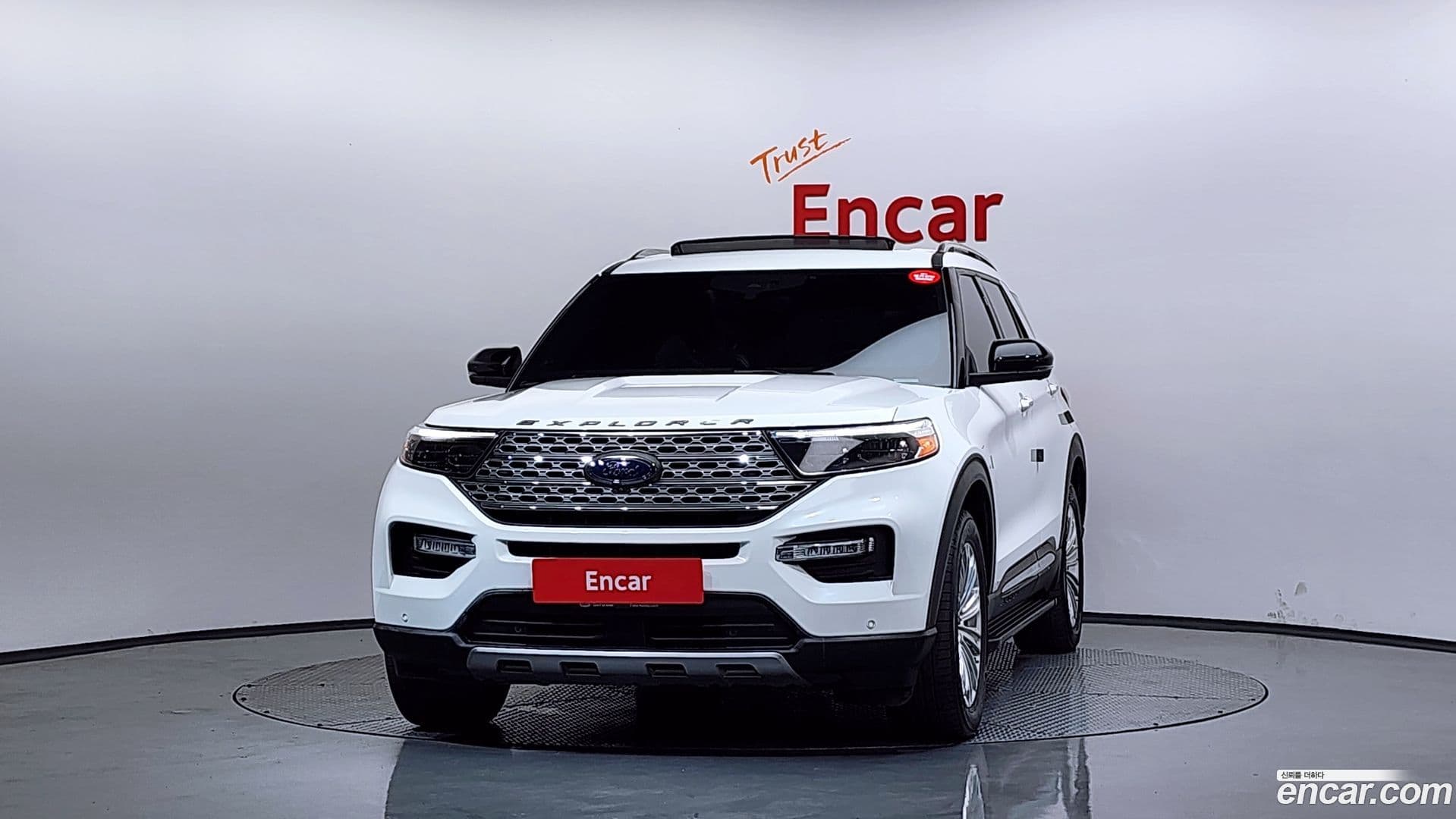 Main__Slider__Photo:Explorer Ford 2020.5-2