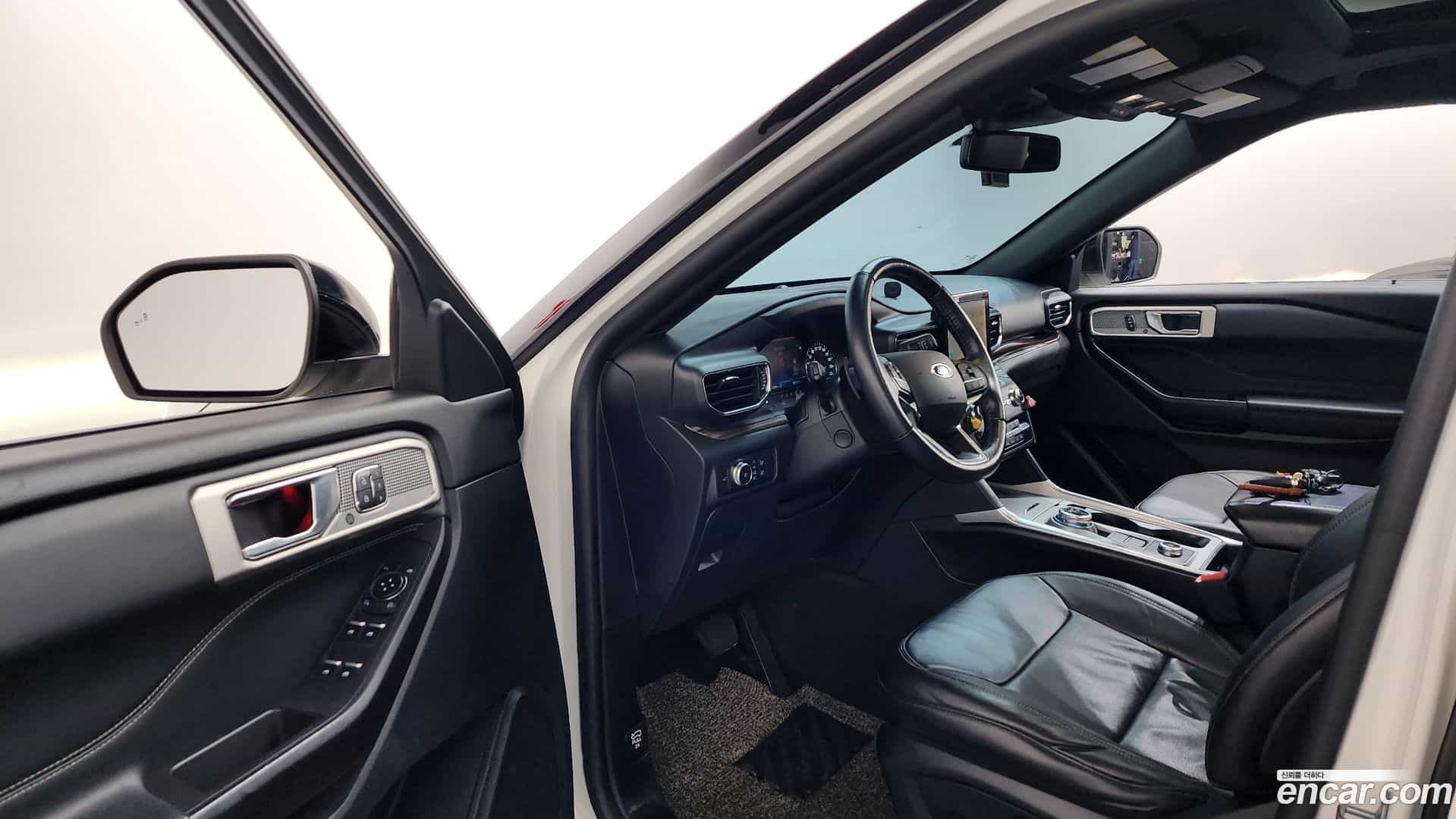 Explorer Ford 2020.5-INNER-010