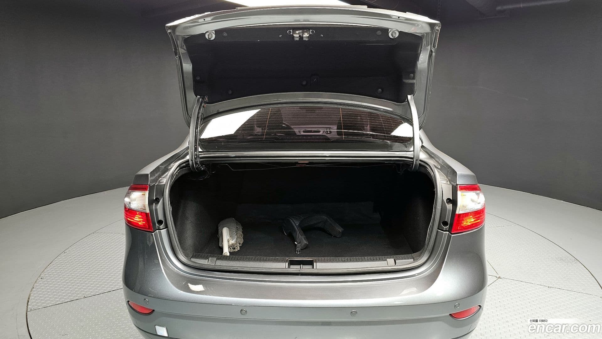 Main__Slider__Photo:SM3 Renault-KoreaSamsung 2016.0-19