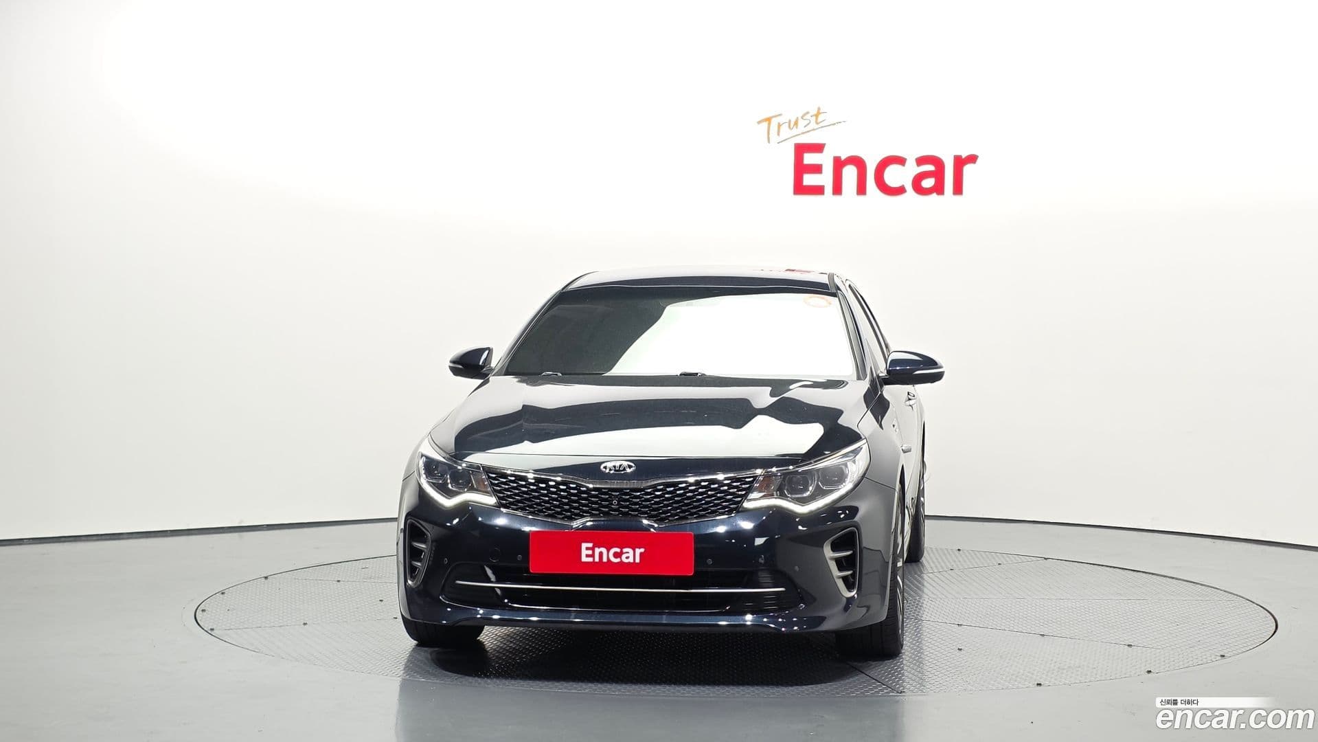 Main__Slider__Photo:K5 Kia 2017.3-2