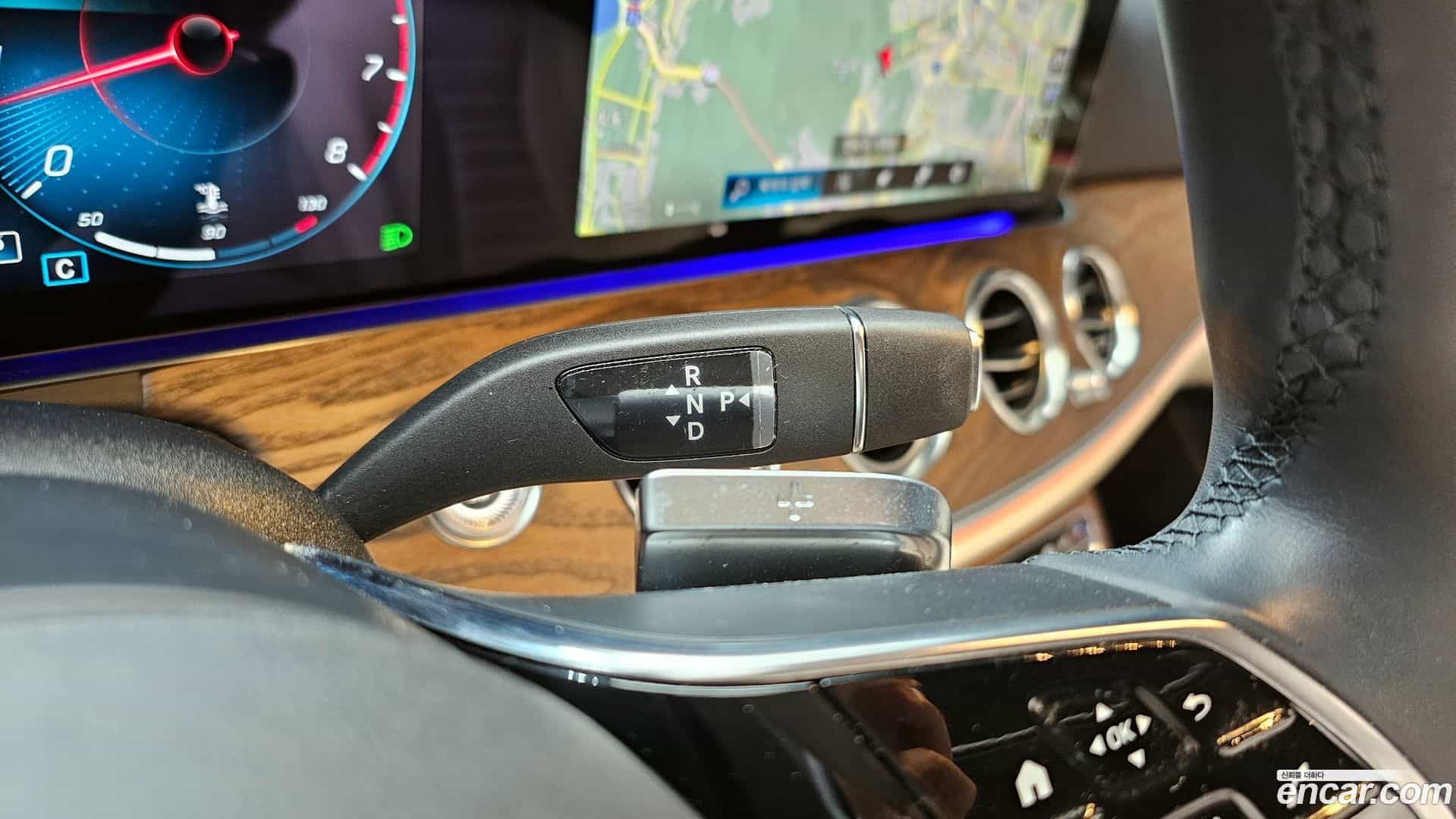 E-Class Mercedes-Benz 2023.9-INNER-009