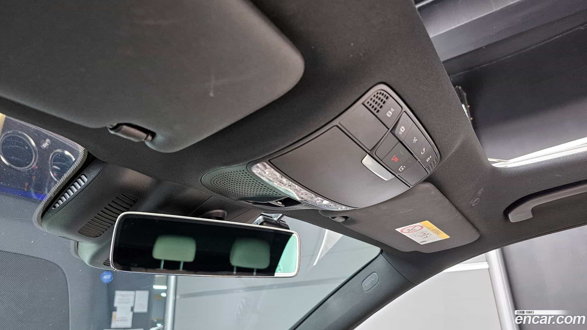 E-Class Mercedes-Benz 2023.9-OPTION-021