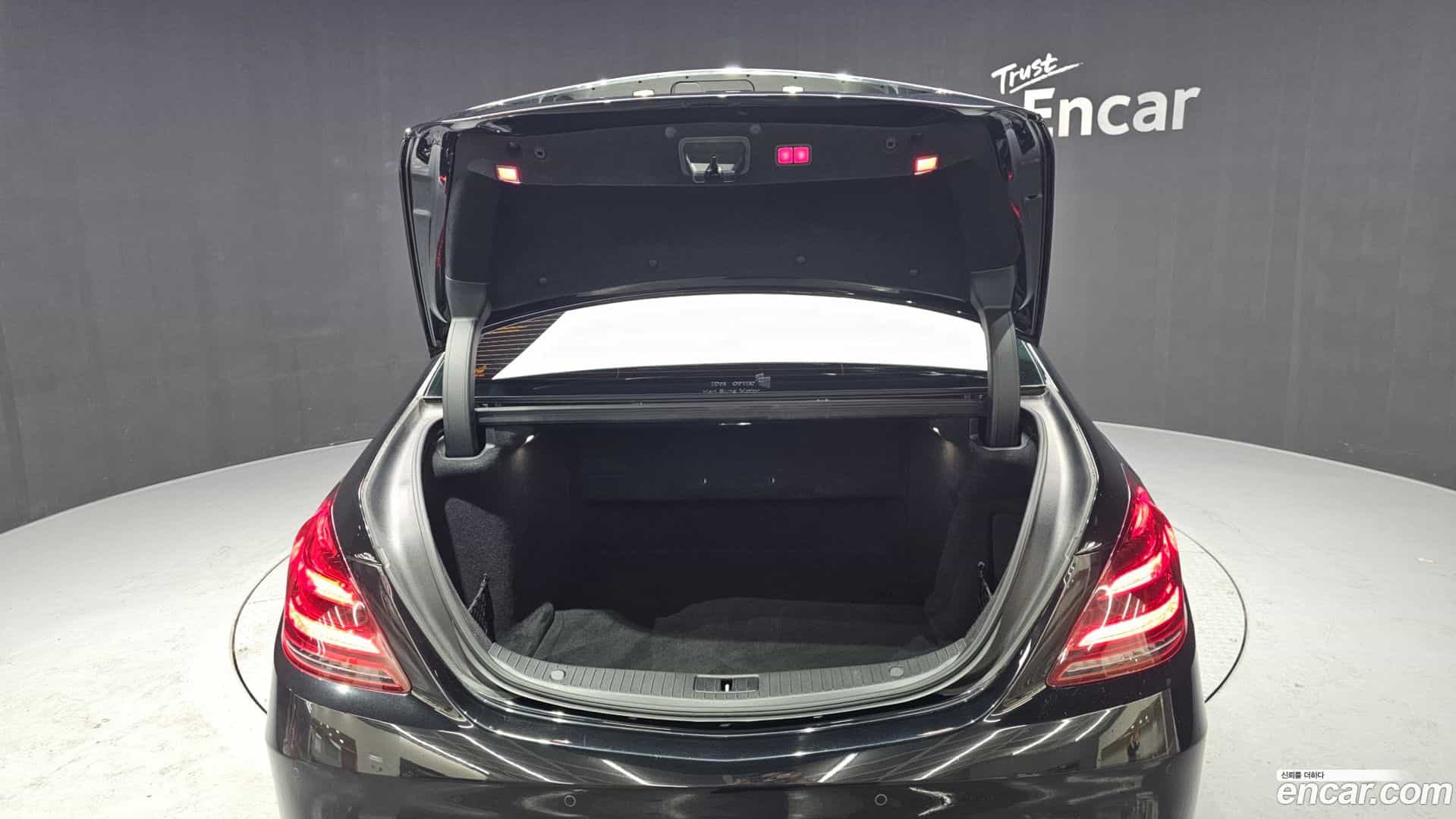 S-Class Mercedes-Benz 2020.4-OPTION-024