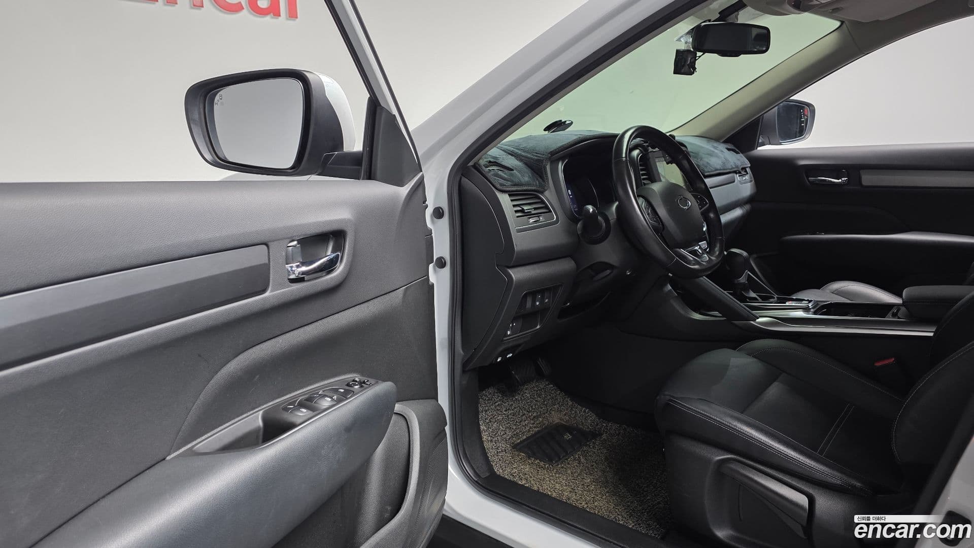 Main__Slider__Photo:QM6 Renault-KoreaSamsung 2020.0-9