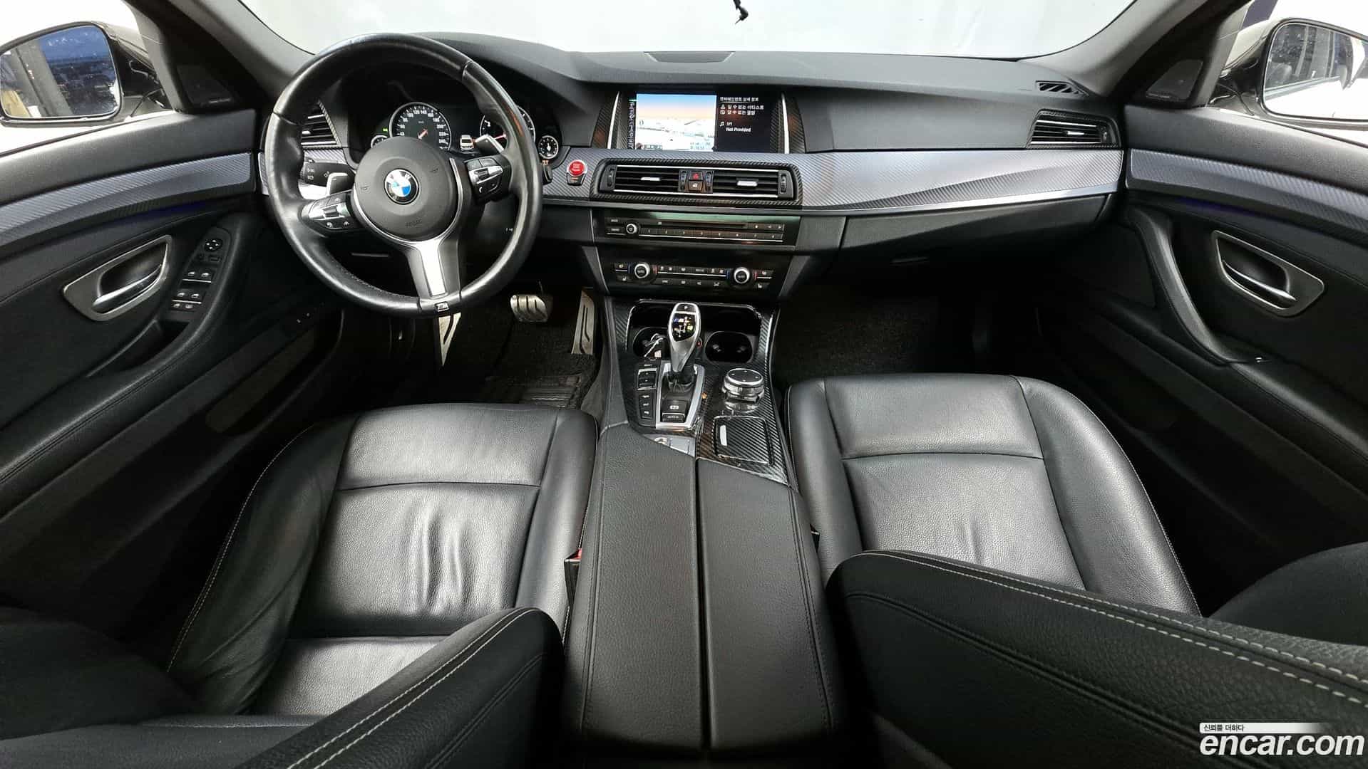 5-Series BMW 2015.1-INNER-007