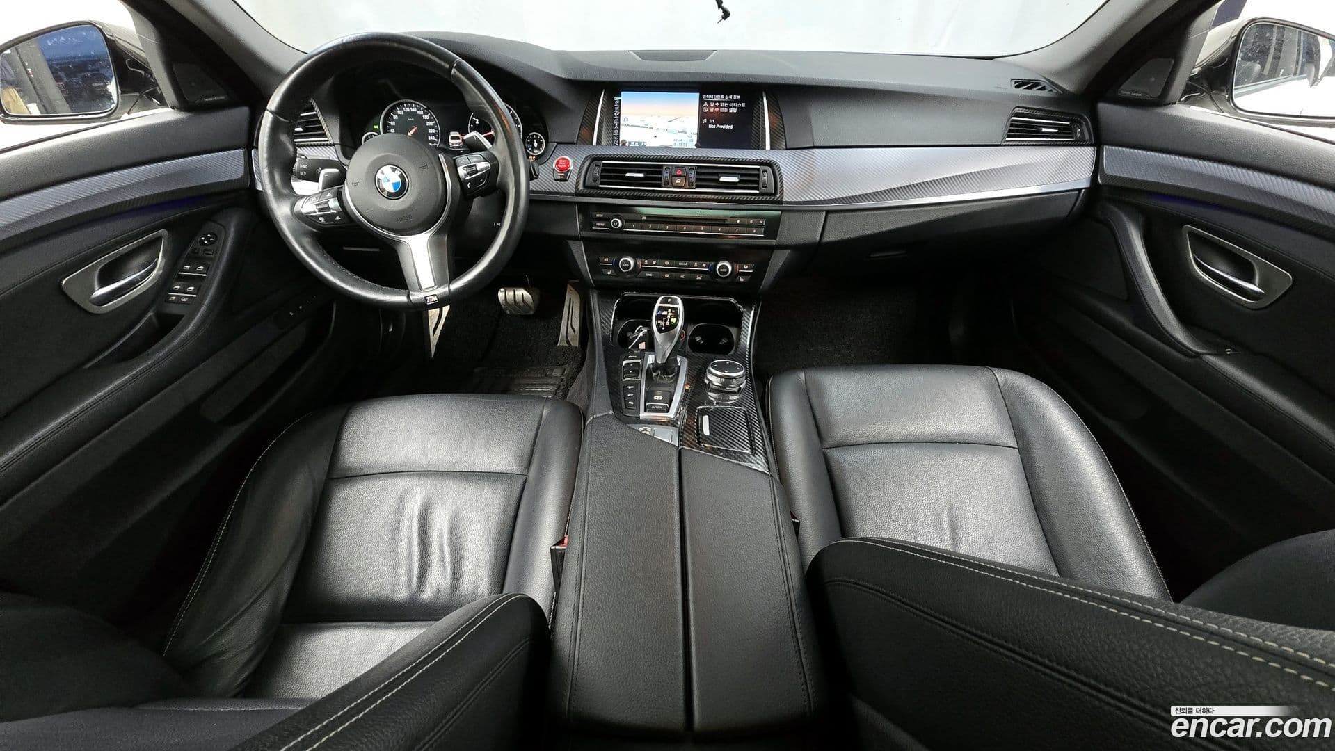 Main__Slider__Photo:5-Series BMW 2015.1-6