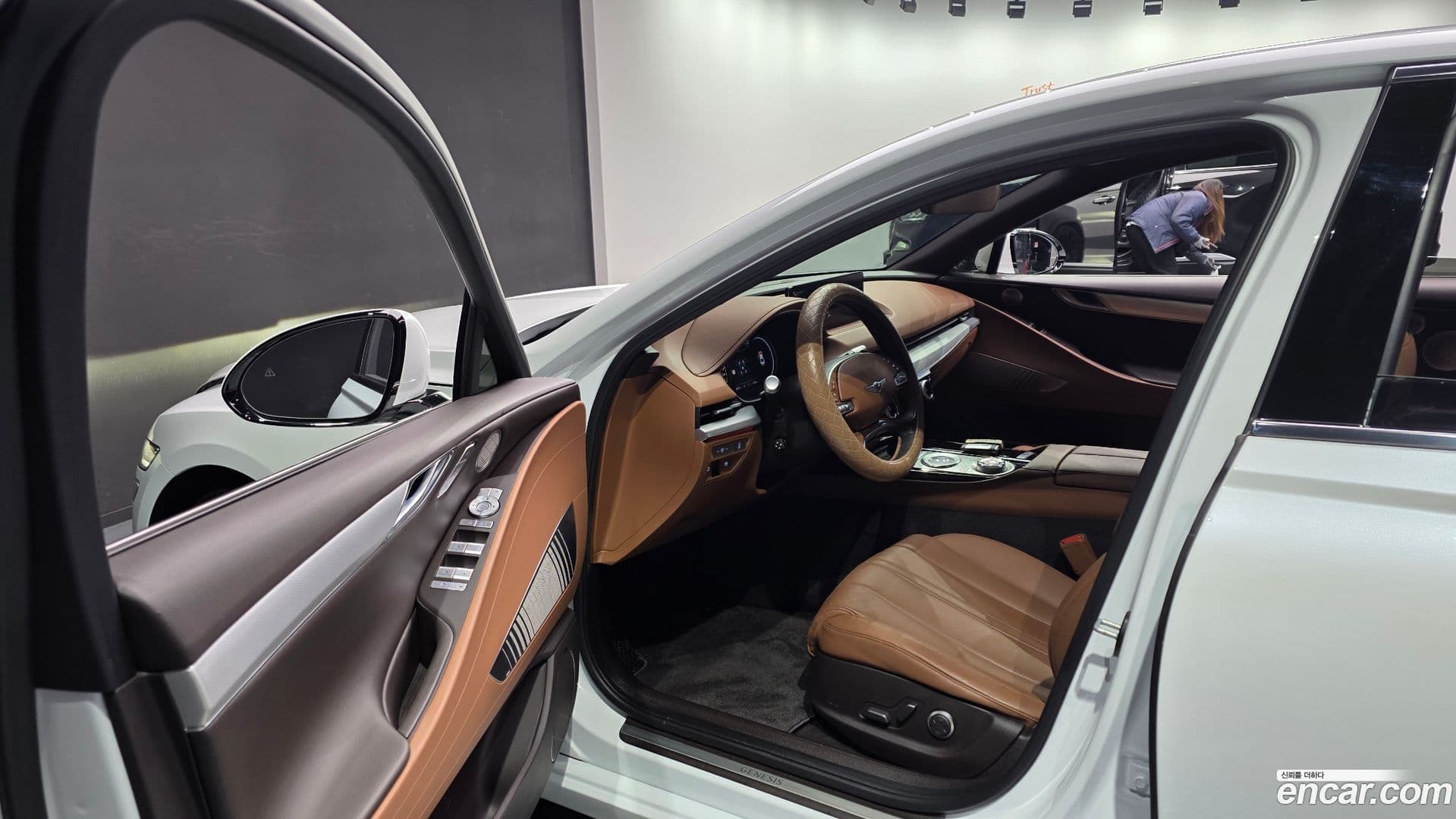 Main__Slider__Photo:G80 Genesis 2022.5-10