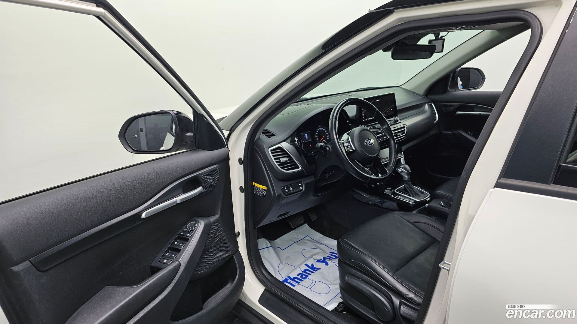 Main__Slider__Photo:Seltos Kia 2019.7-9