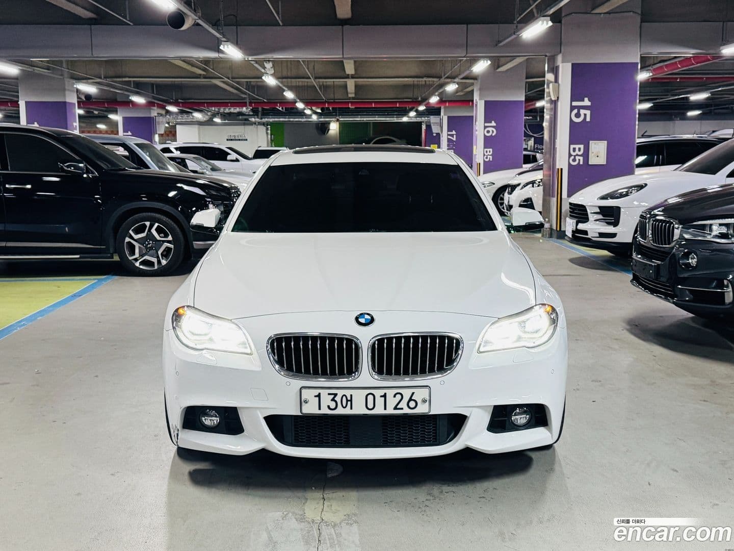 Main__Slider__Photo:5-Series BMW 2016.10-0