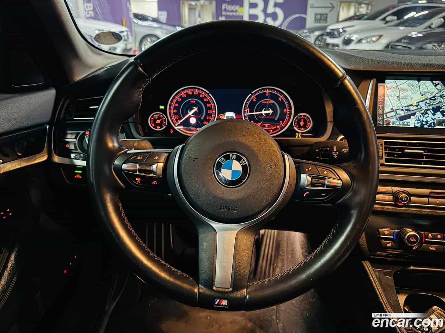 5-Series BMW 2016.10-INNER-010