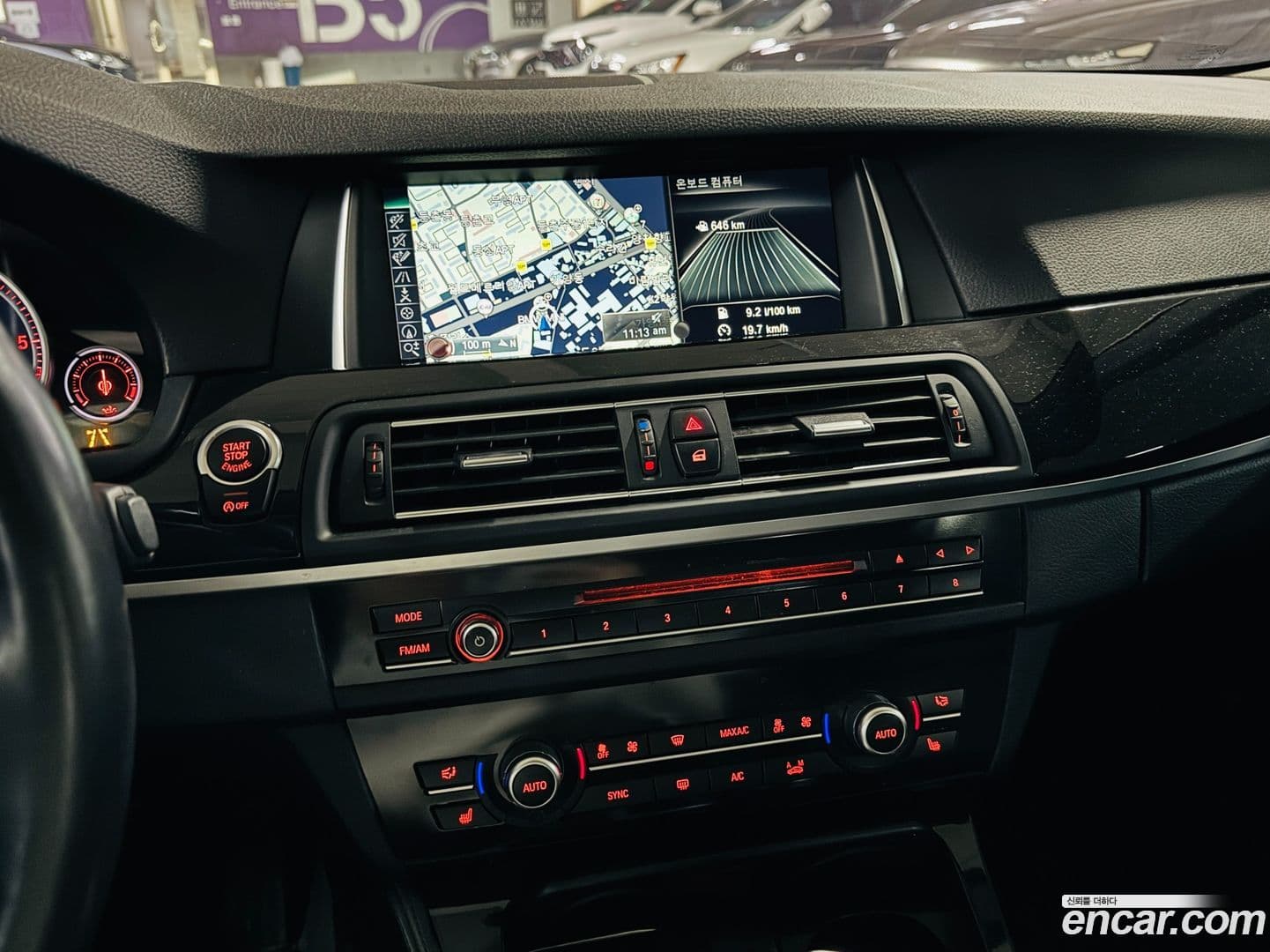 Main__Slider__Photo:5-Series BMW 2016.10-10