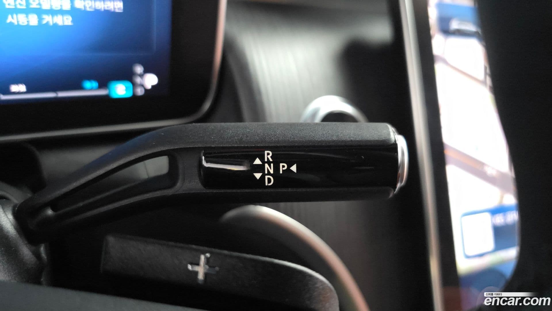 Main__Slider__Photo:GLC-Class Mercedes-Benz 2024.4-8