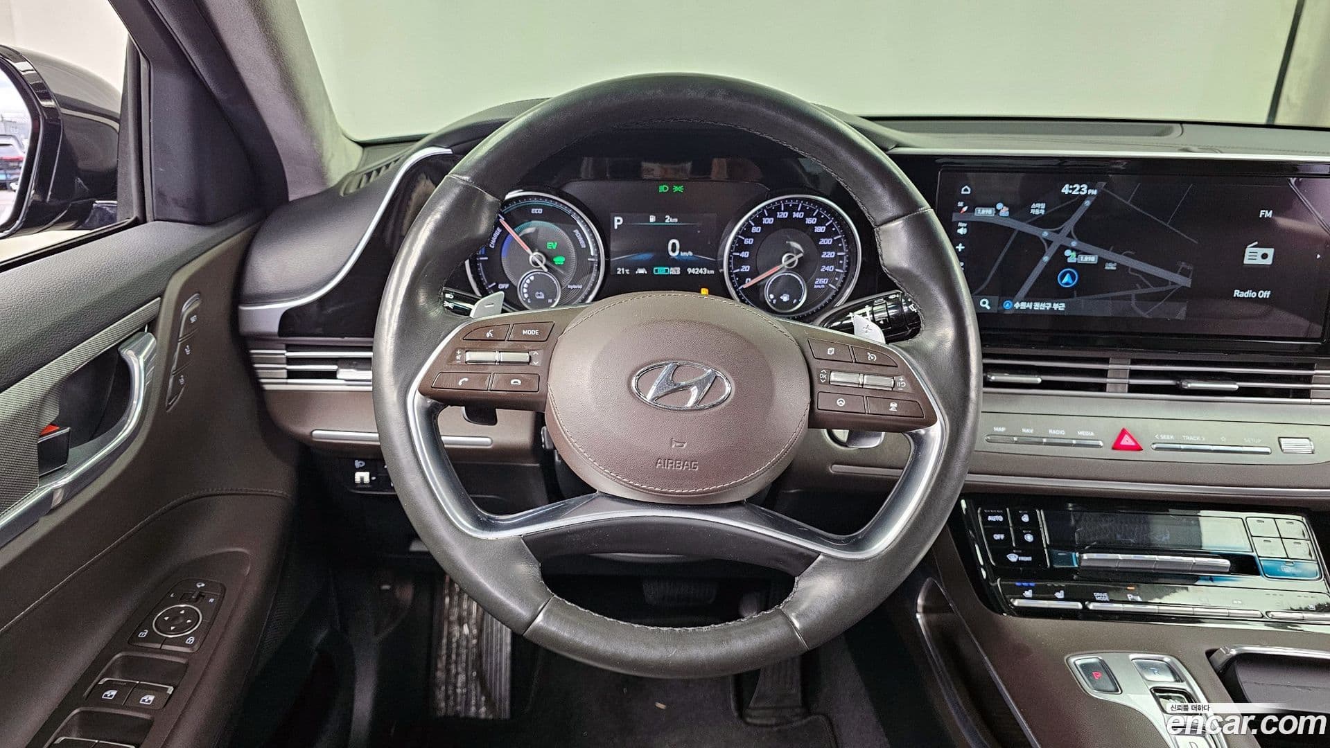 Main__Slider__Photo:Grandeur Hyundai 2020.9-12