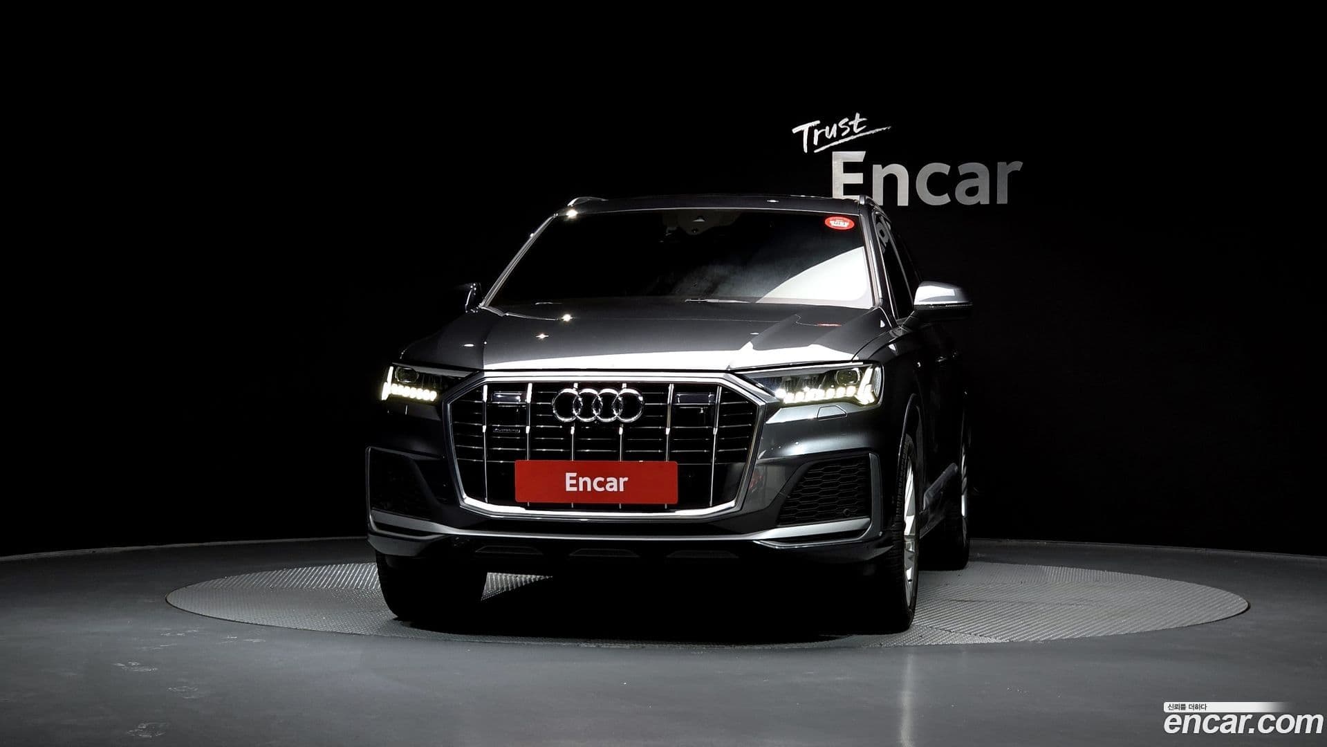 Main__Slider__Photo:Q7 Audi 2021.6-2