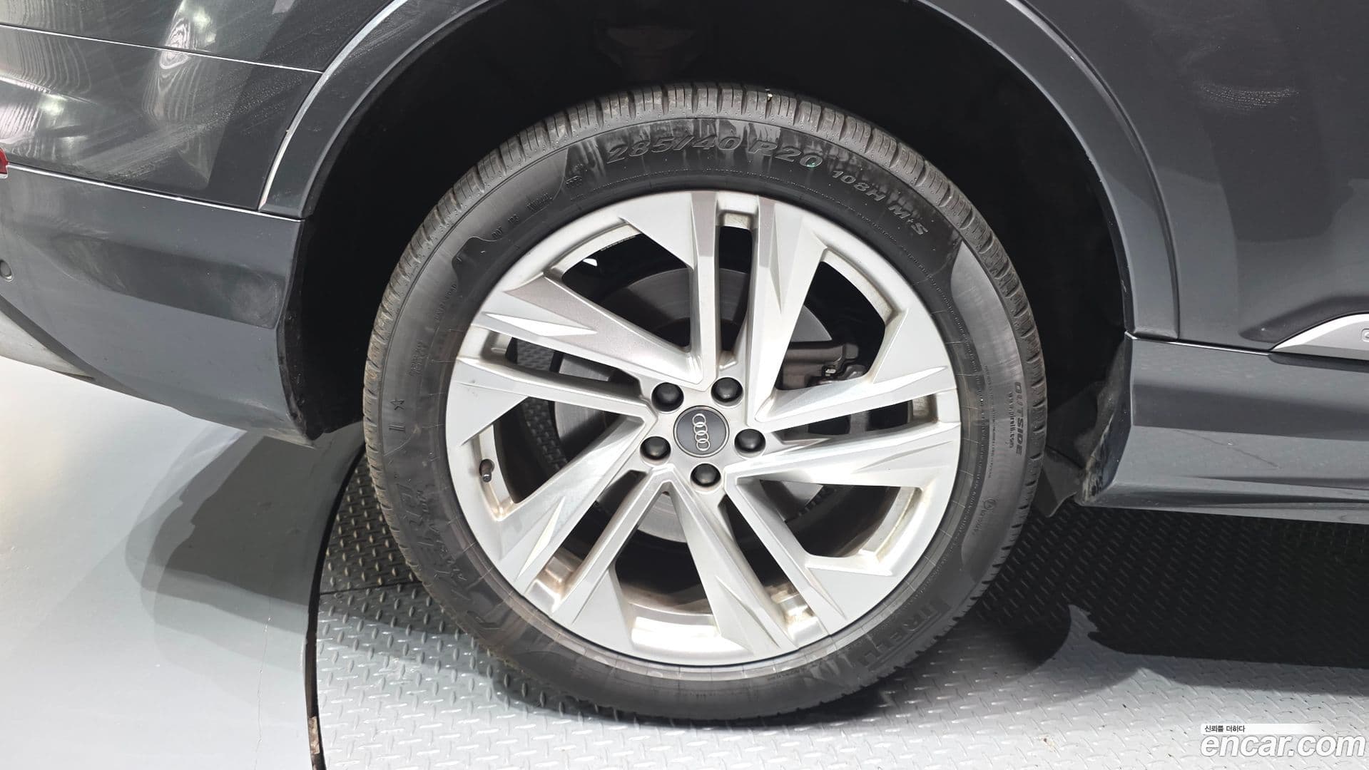 Main__Slider__Photo:Q7 Audi 2021.6-4