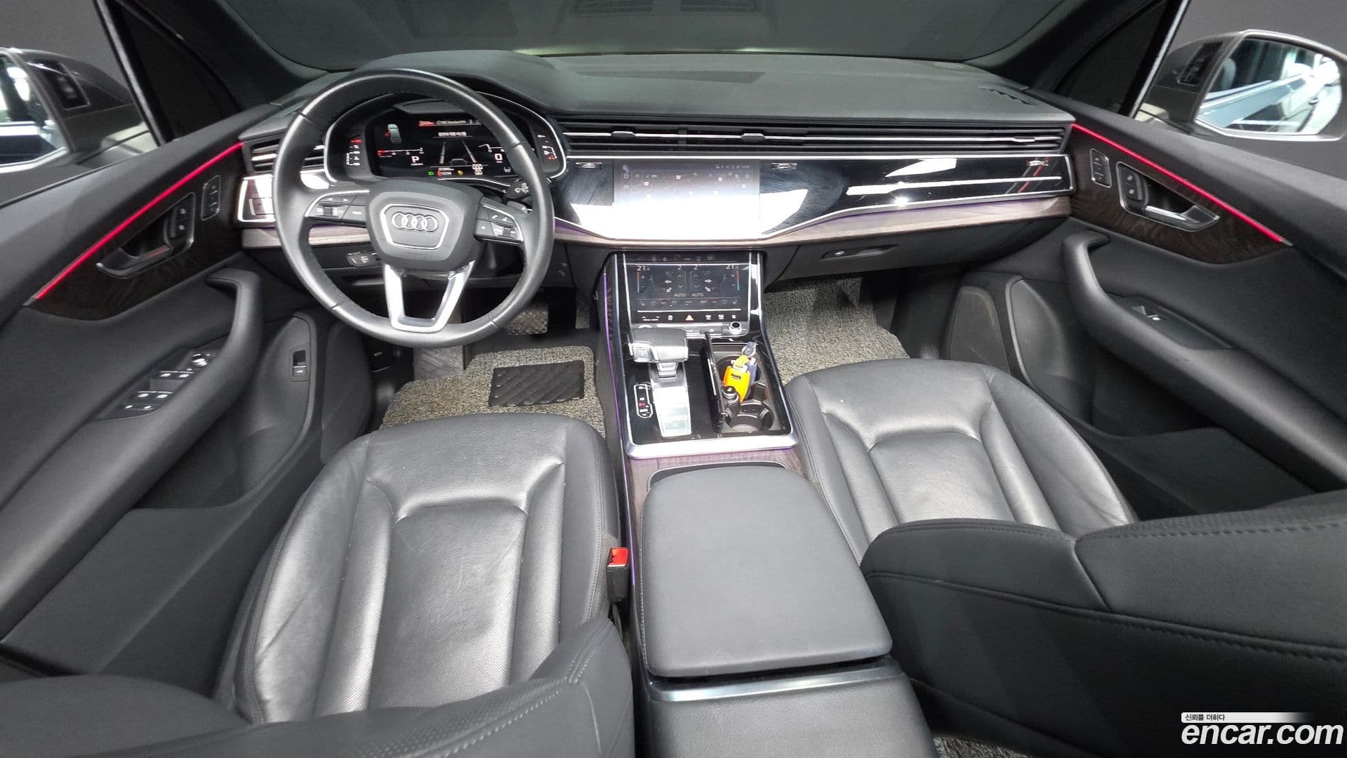 Main__Slider__Photo:Q7 Audi 2021.6-6