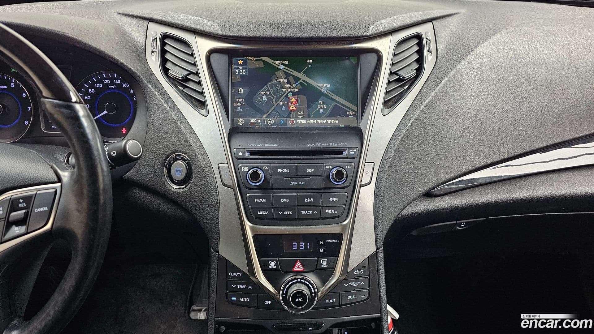 Main__Slider__Photo:Grandeur Hyundai 2013.5-14