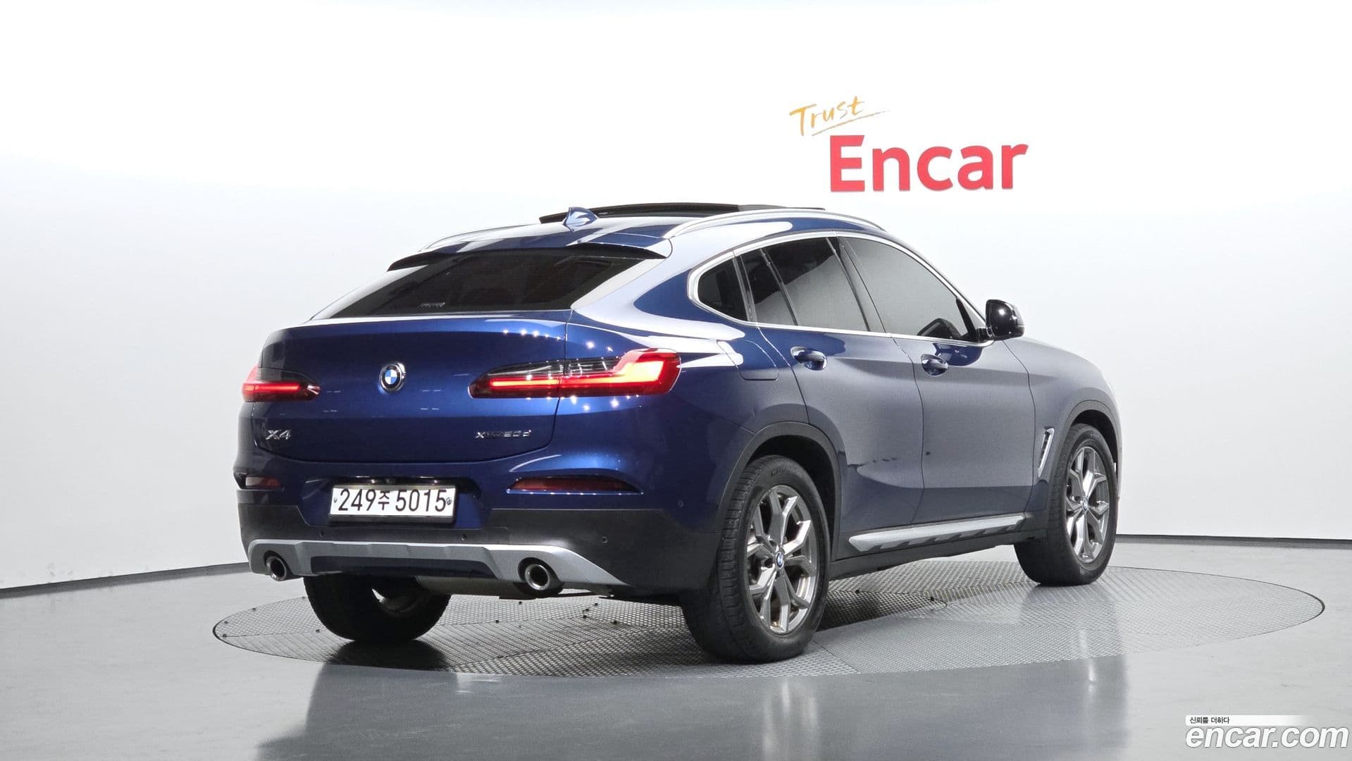 Main__Slider__Photo:X4 BMW 2020.2-1