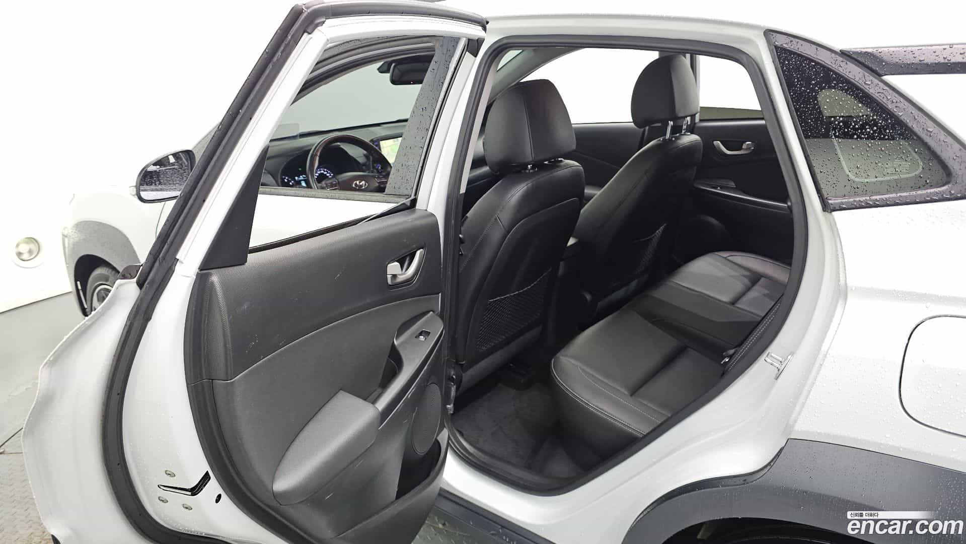 Kona Hyundai 2017.11-OPTION-016