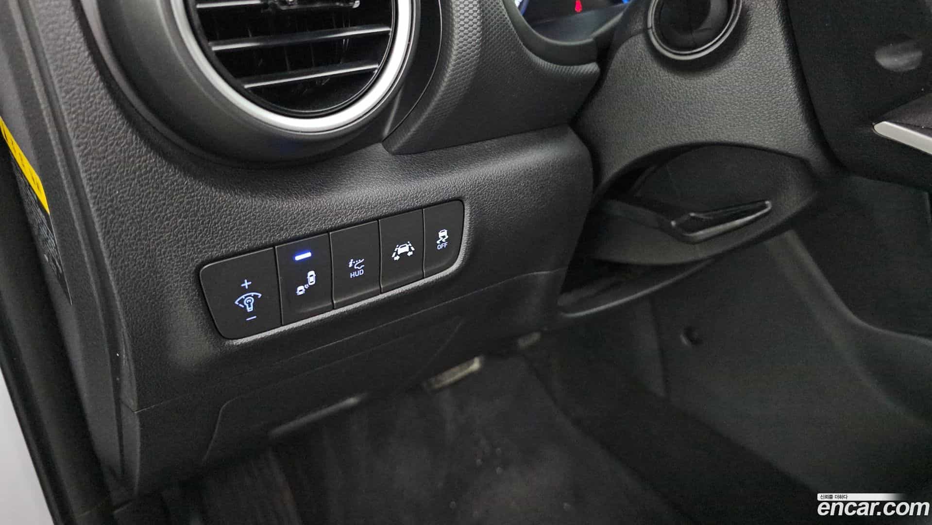 Kona Hyundai 2017.11-OPTION-023