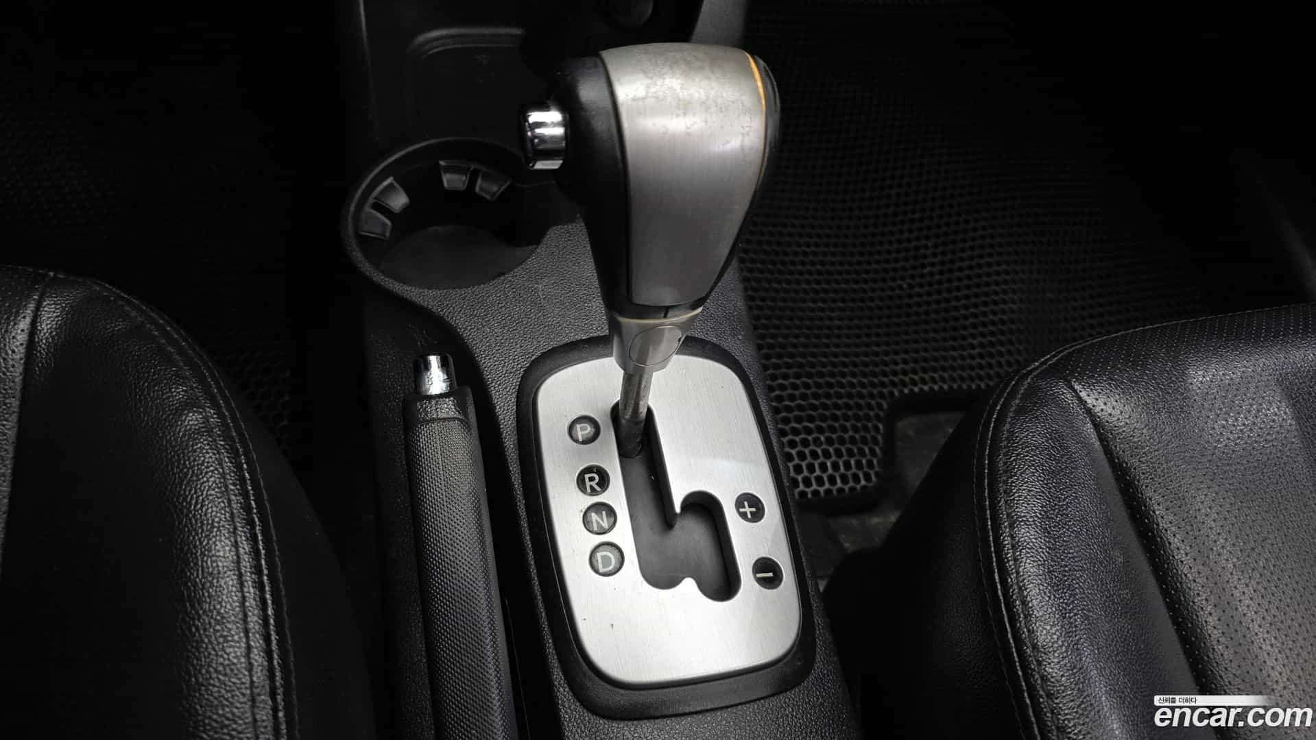 Sportage Kia 2008.9-INNER-009