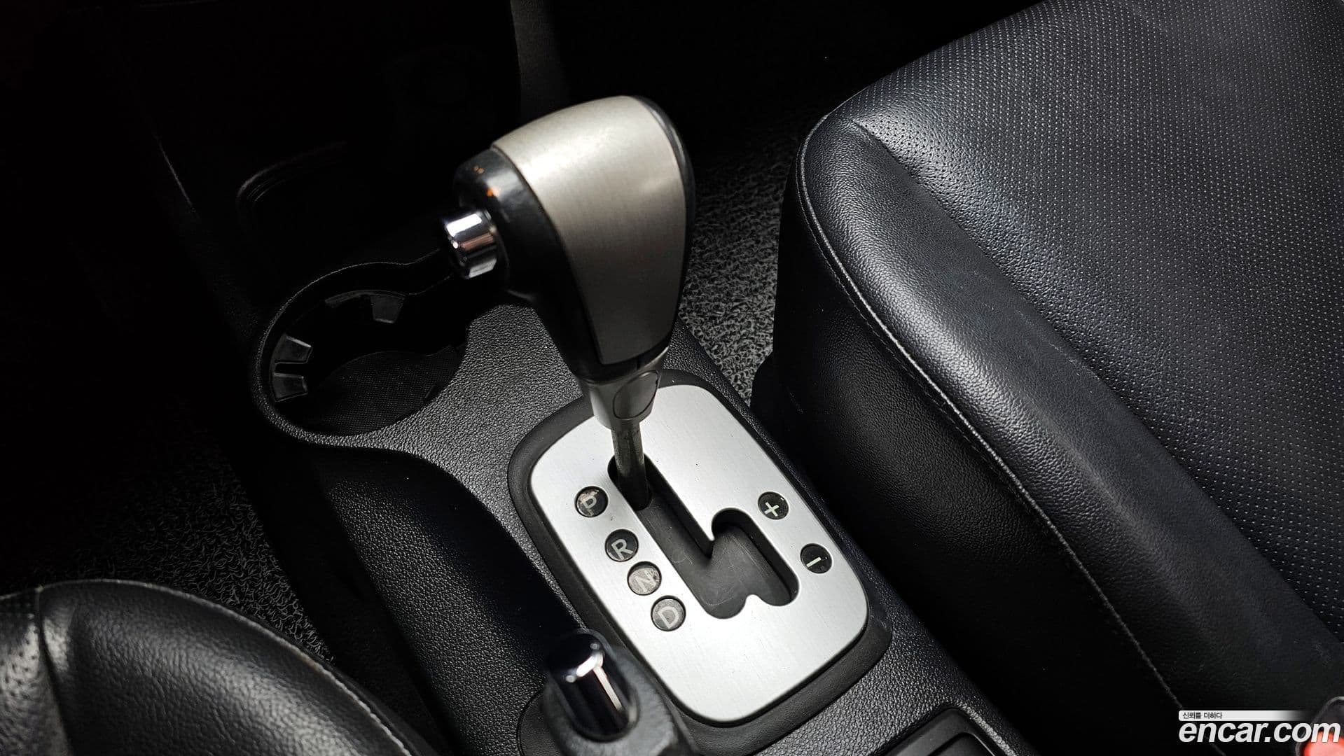 Main__Slider__Photo:Sportage Kia 2010.2-8