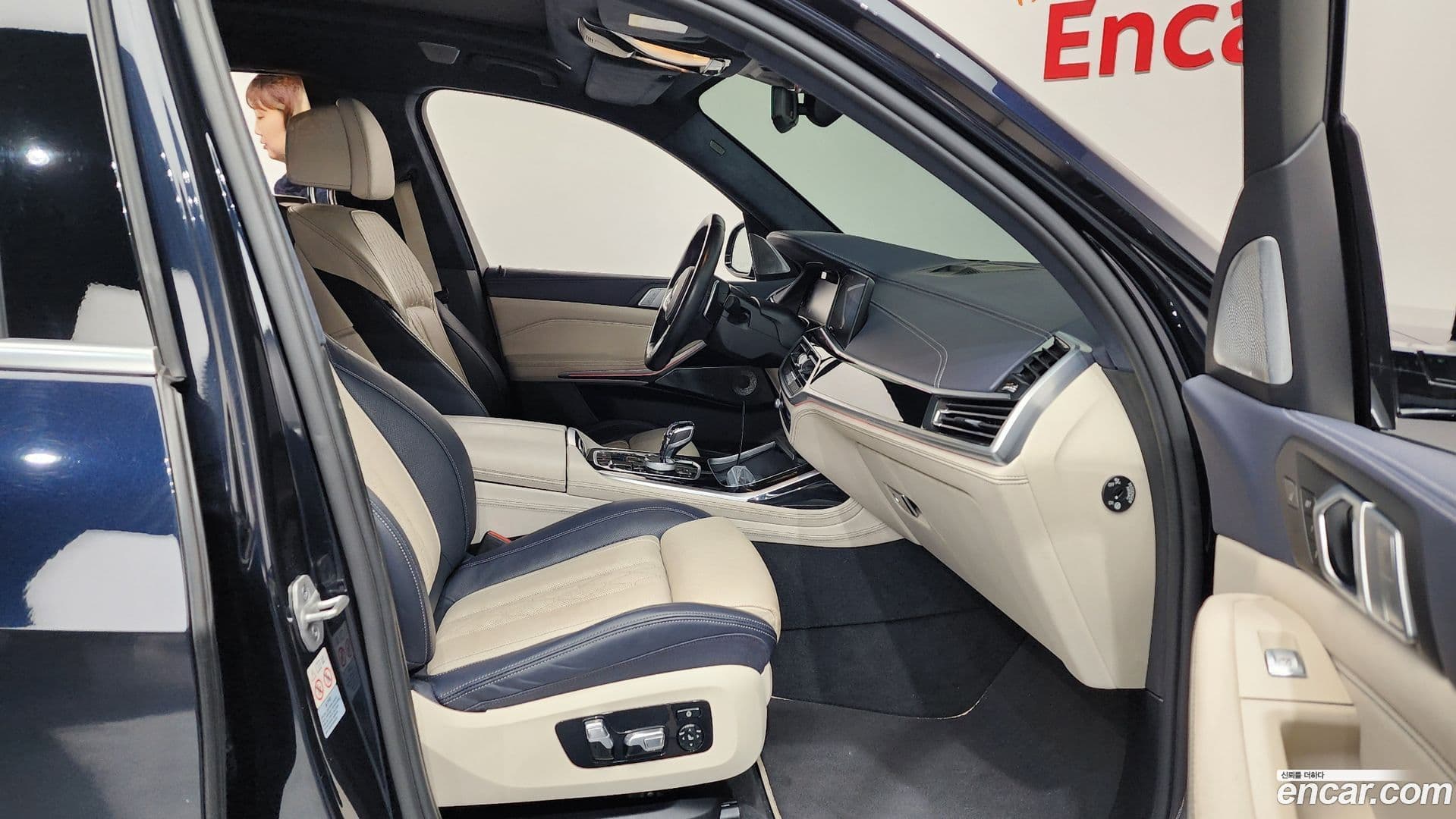 Main__Slider__Photo:X7 BMW 2021.0-10