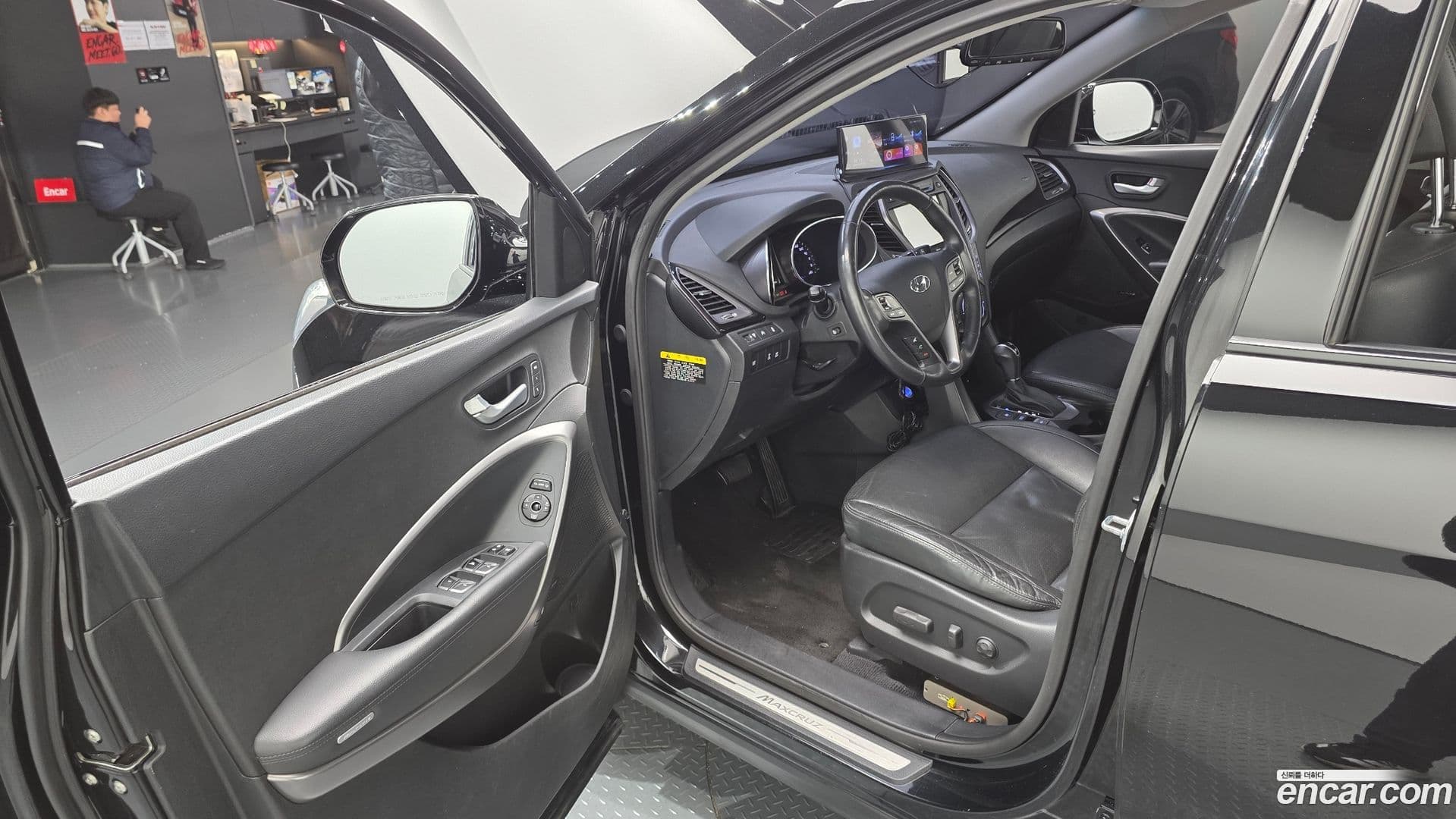 Main__Slider__Photo:Maxcruz Hyundai 2013.10-10