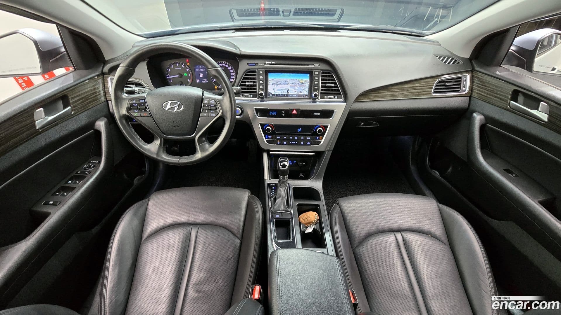 Main__Slider__Photo:Sonata Hyundai 2014.11-6
