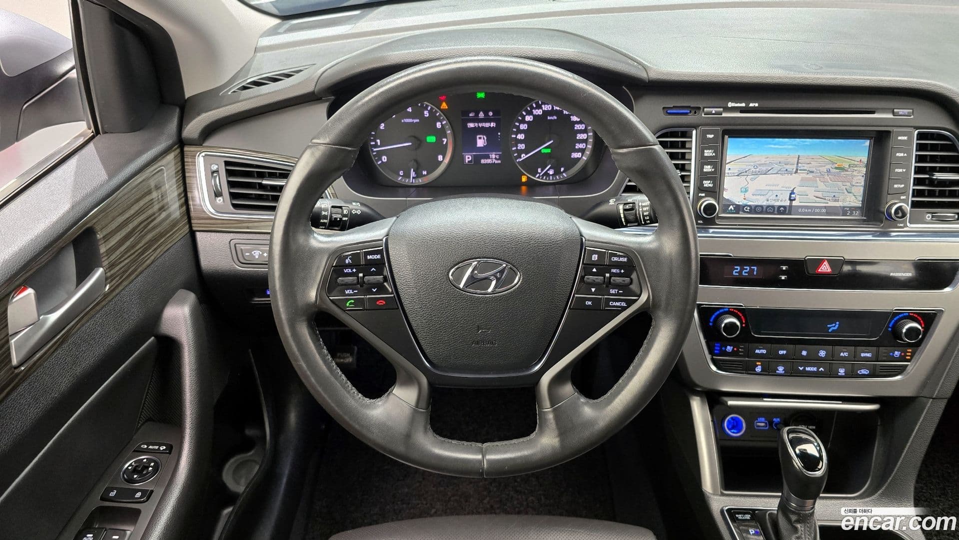Main__Slider__Photo:Sonata Hyundai 2014.11-13