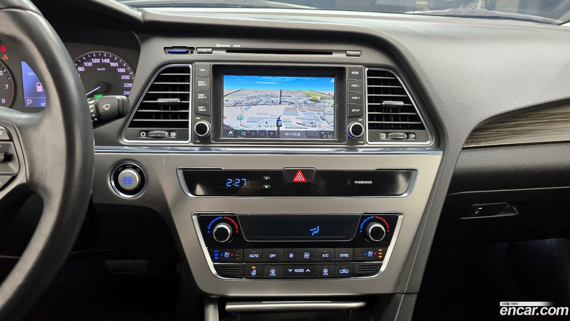 Main__Slider__Photo:Sonata Hyundai 2014.11-15