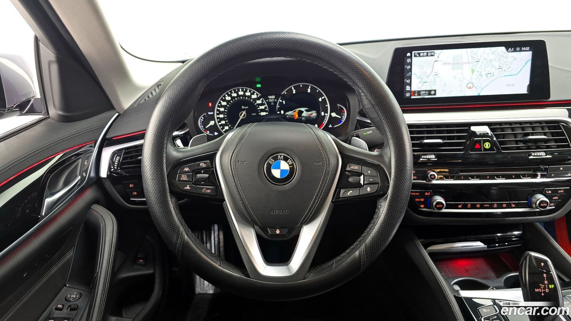 Main__Slider__Photo:5-Series BMW 2017.10-12