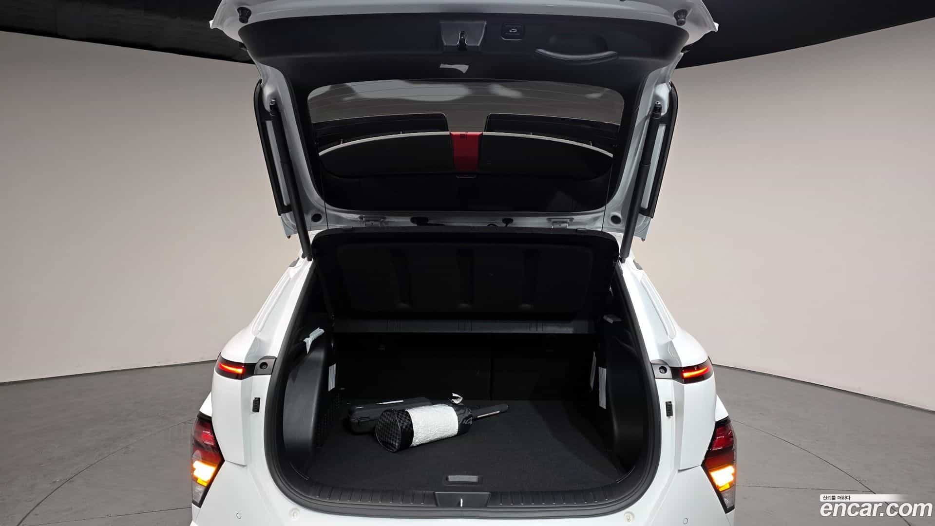 Kona Hyundai 2025.3-OPTION-024