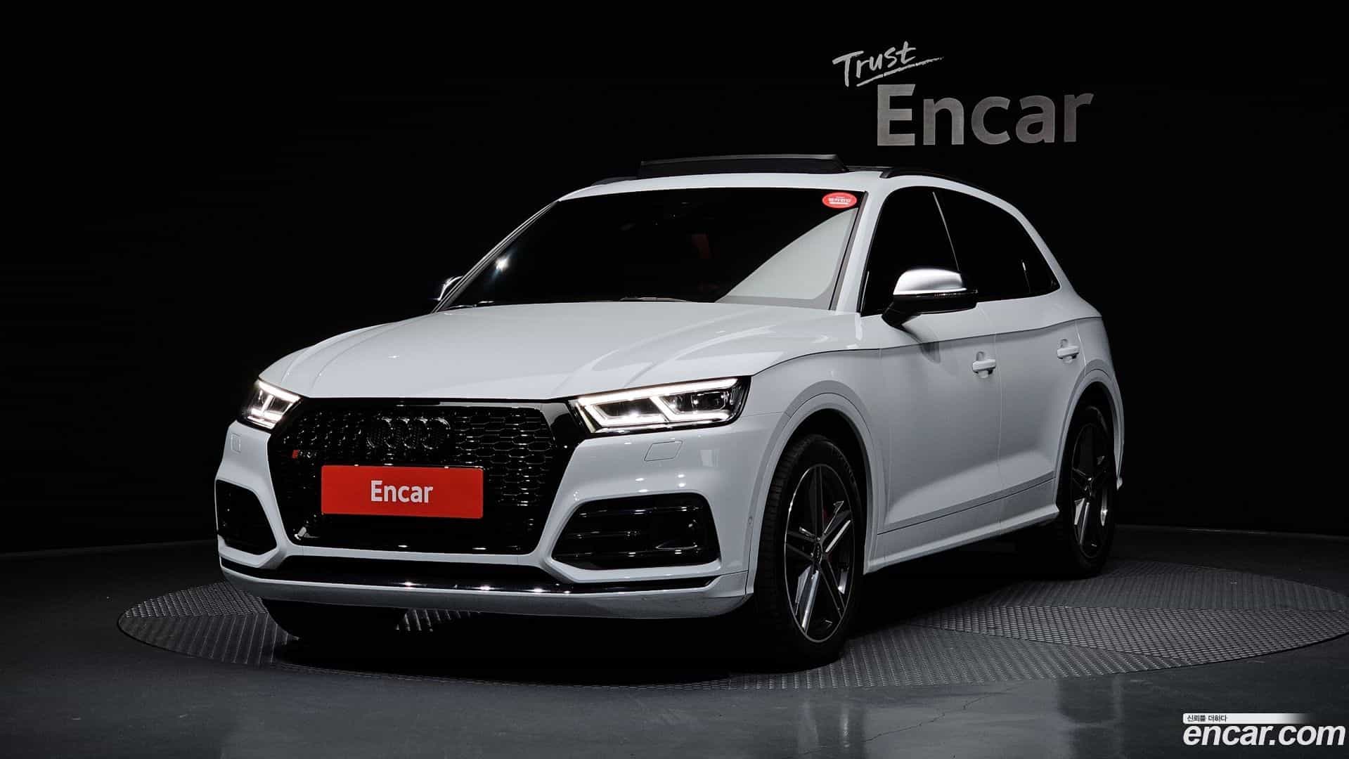 SQ5 Audi 2020.10-OUTER-001