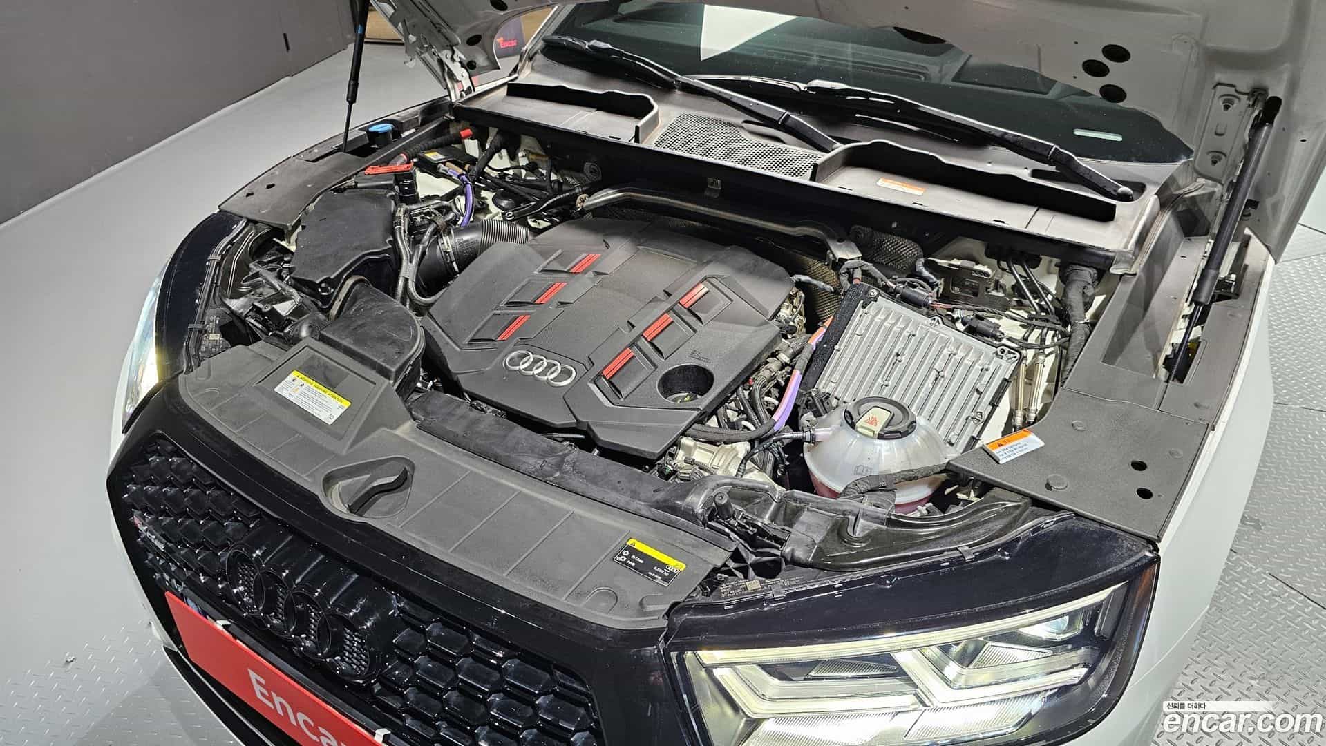 SQ5 Audi 2020.10-OUTER-006