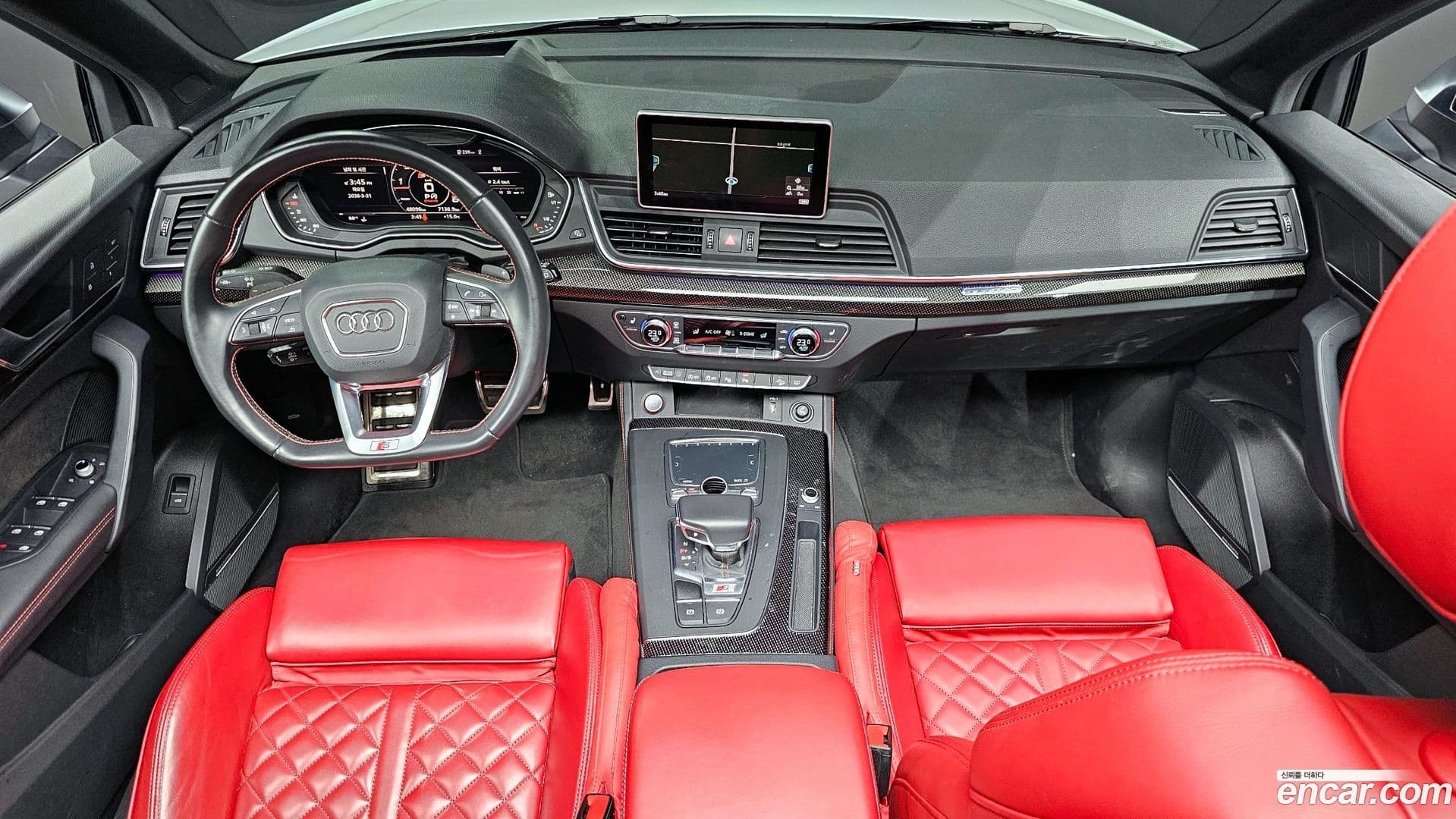 Main__Slider__Photo:SQ5 Audi 2020.10-6