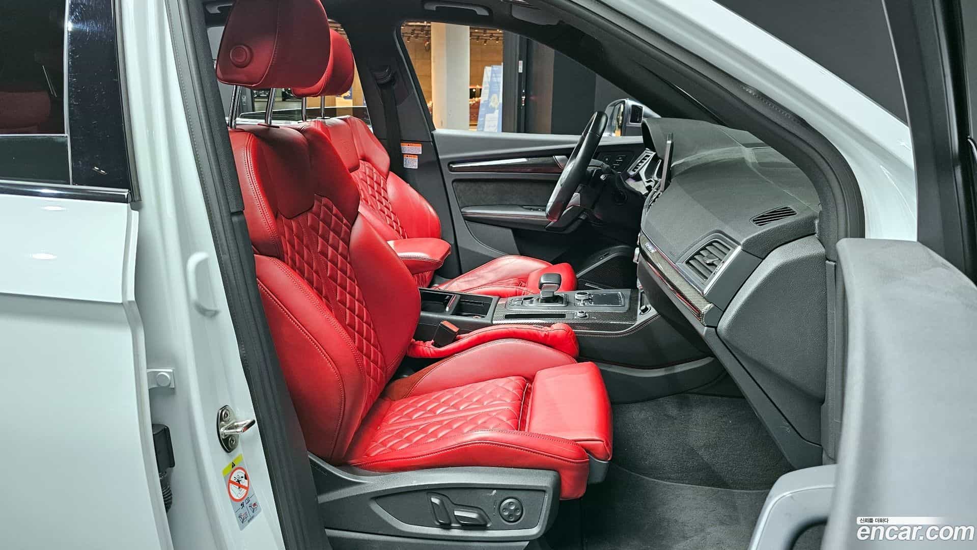 SQ5 Audi 2020.10-INNER-010