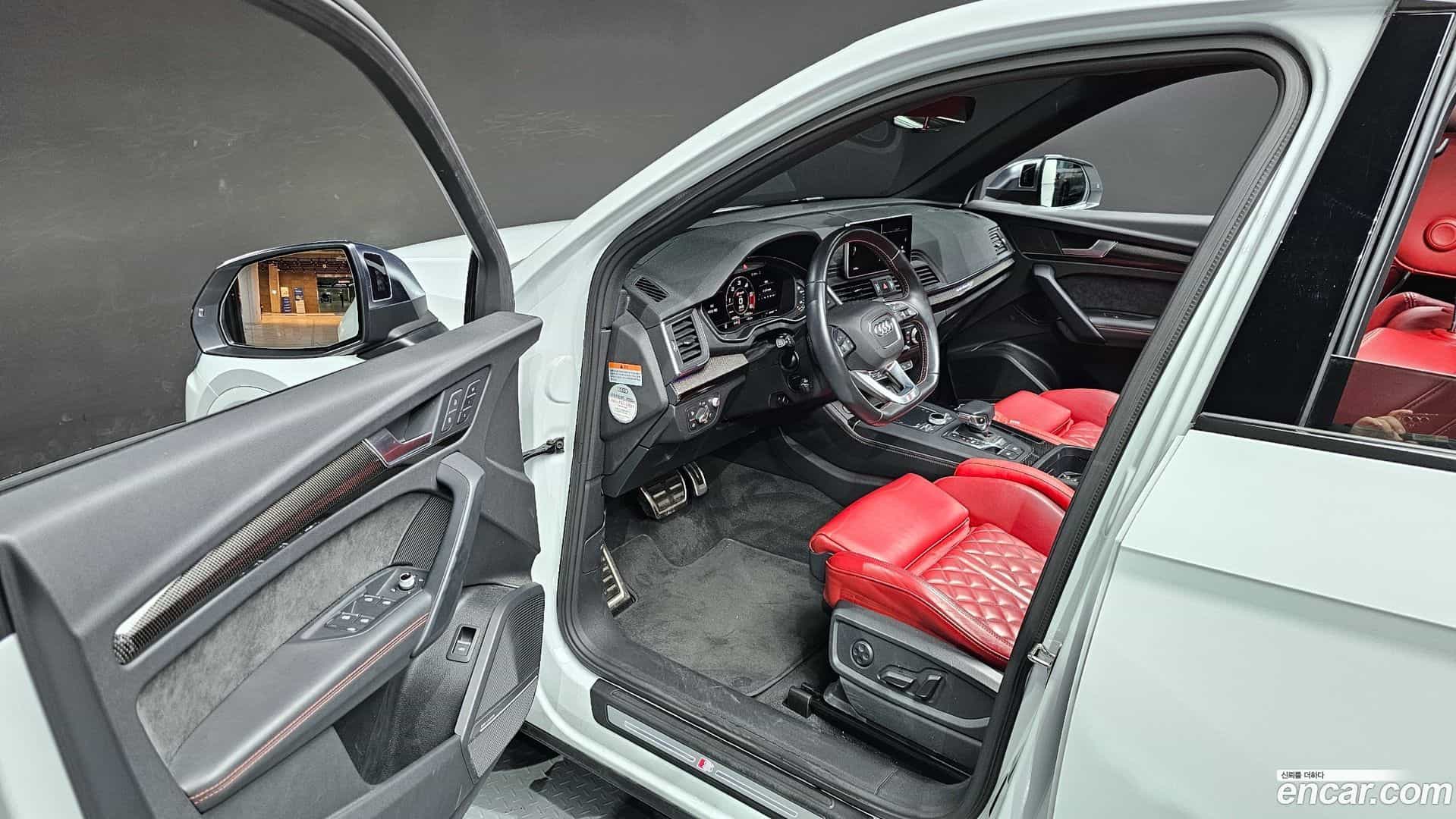 SQ5 Audi 2020.10-OPTION-015