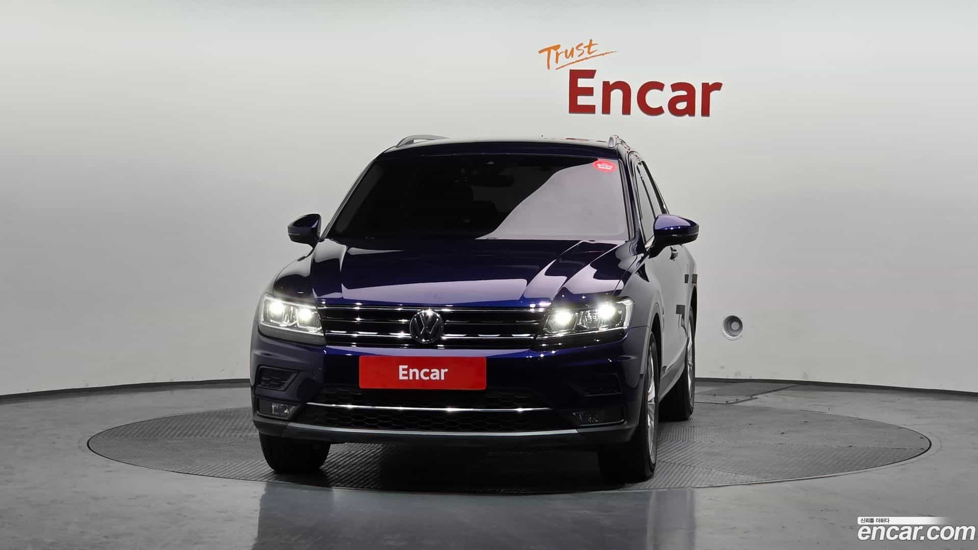 Tiguan Volkswagen 2020.4-OUTER-003