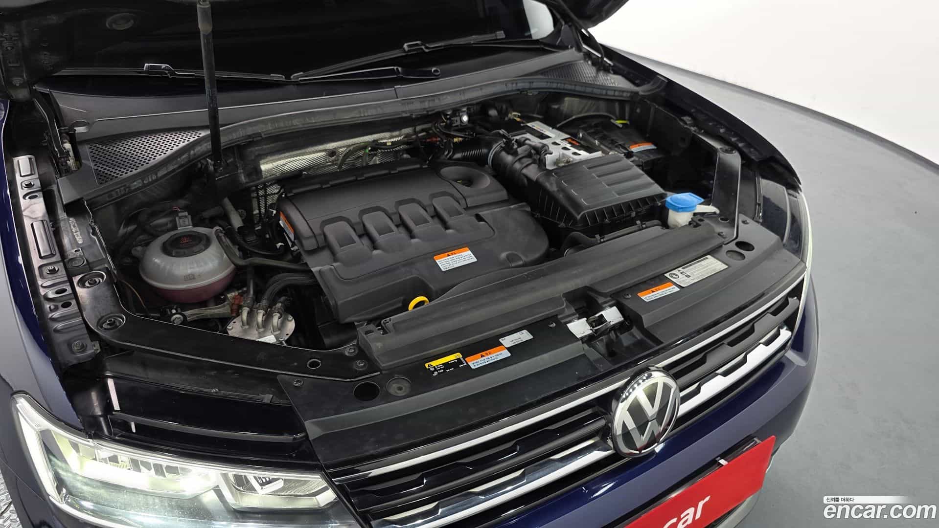 Tiguan Volkswagen 2020.4-OUTER-006
