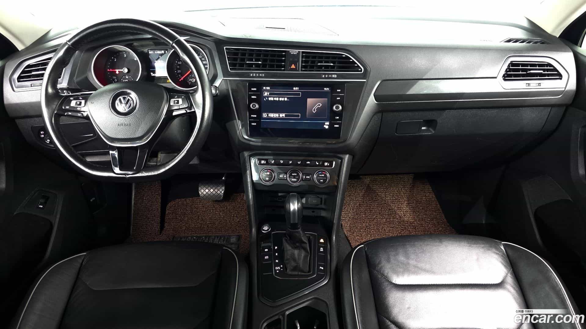 Tiguan Volkswagen 2020.4-INNER-007